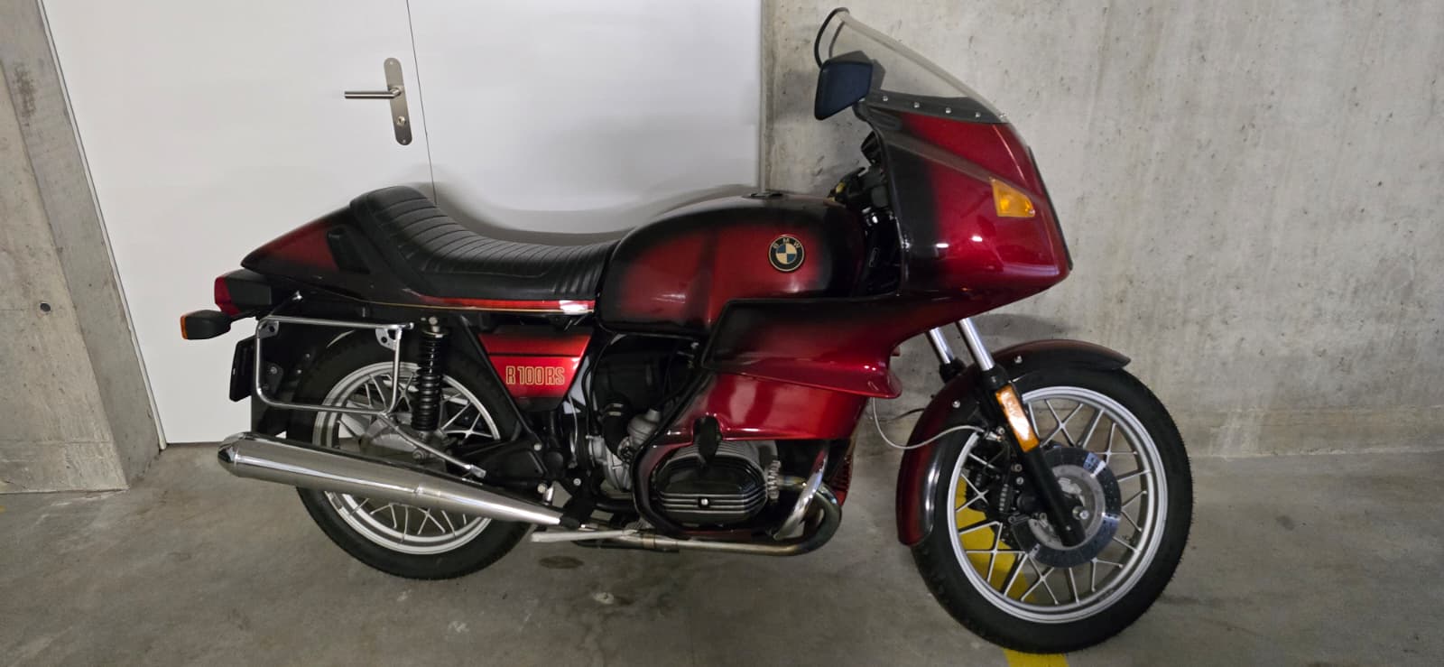 BMW RS-image-1