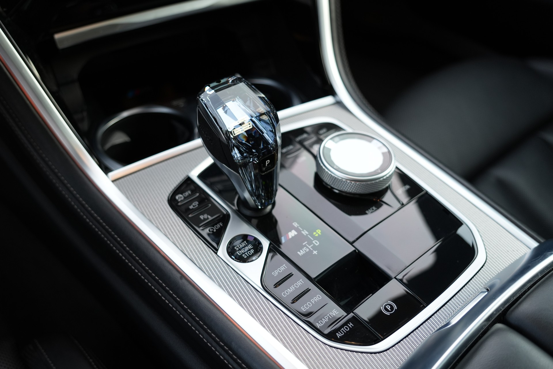 BMW M850i xDrive Steptronic (CH)-image-21