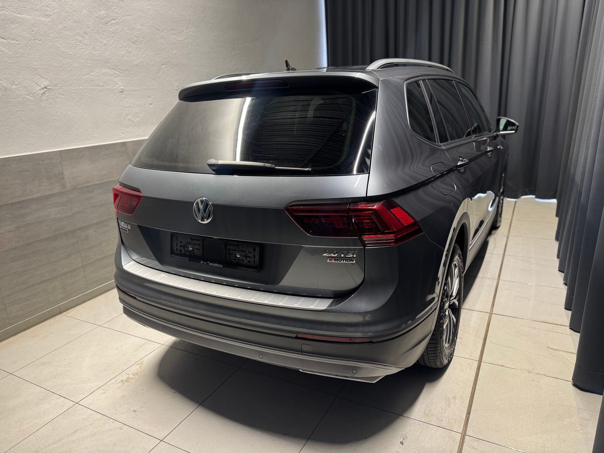 VW Tiguan Allspace 2.0TSI Comfortline 4Motion DSG(M)(61)-image-5