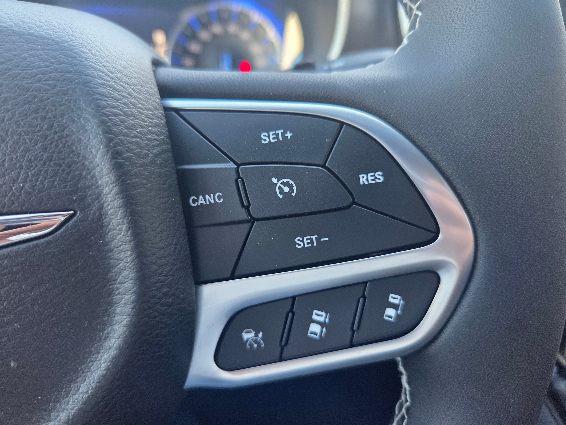 CHRYSLER Pacifica 3.6 V6 FAV 291PS 7-Plätzer-image-14