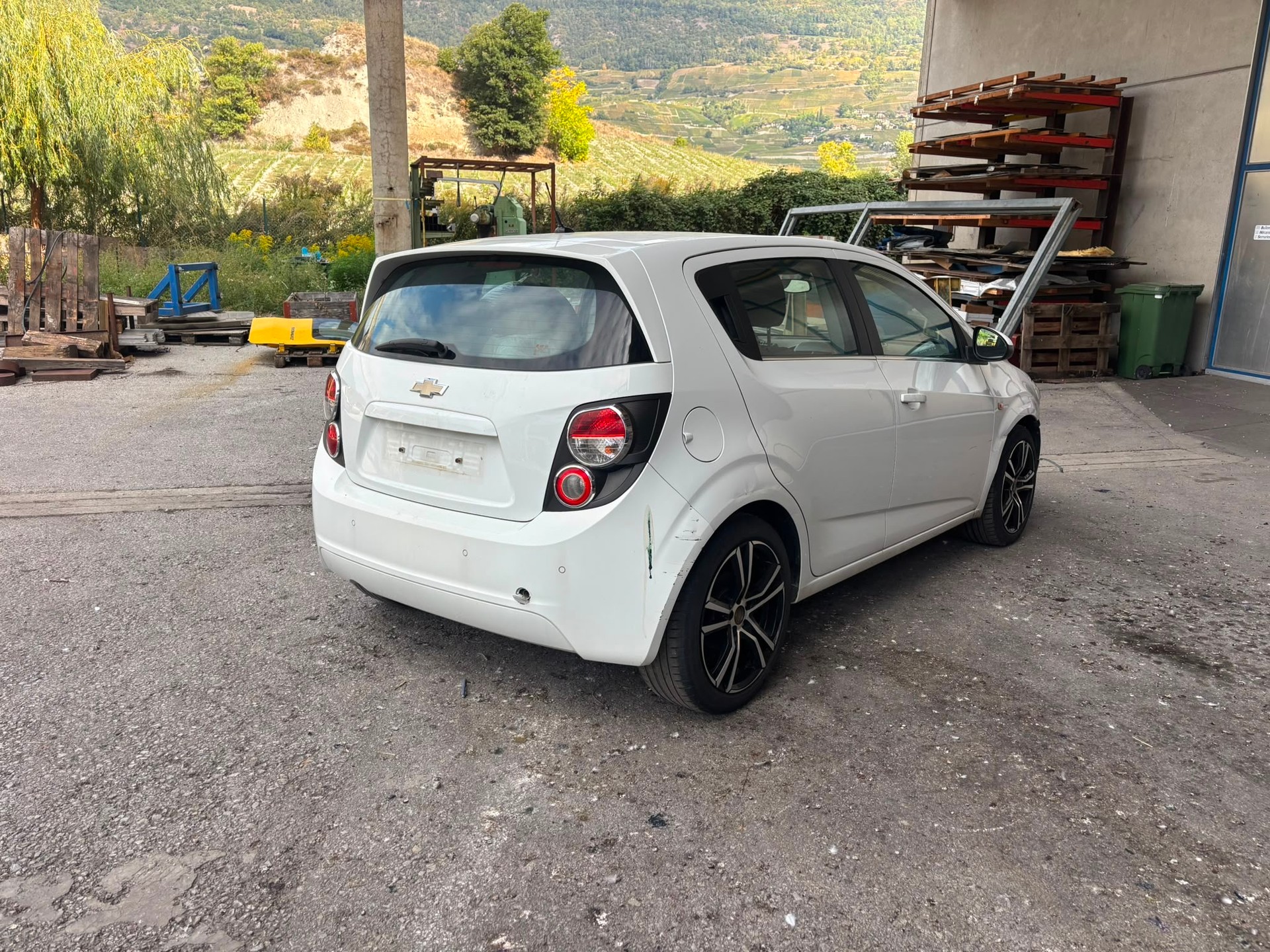 CHEVROLET Aveo 1.6 LTZ-image-1