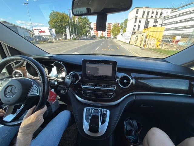 MERCEDES-BENZ V 250-image-5
