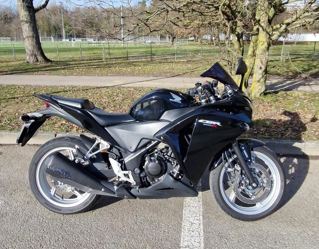 HONDA CBR 250 RA-image-3