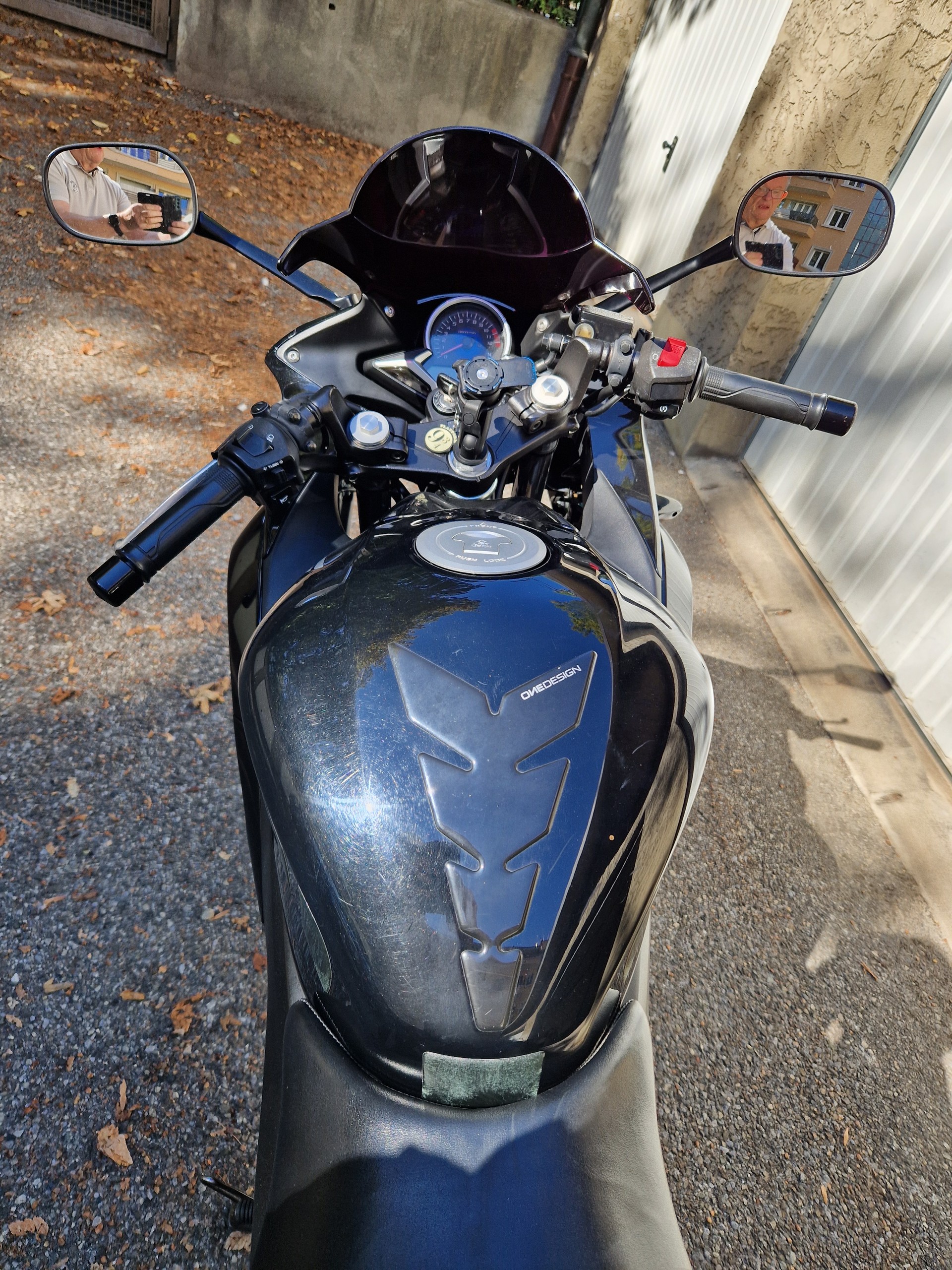 HONDA CBR 250 RA-image-8
