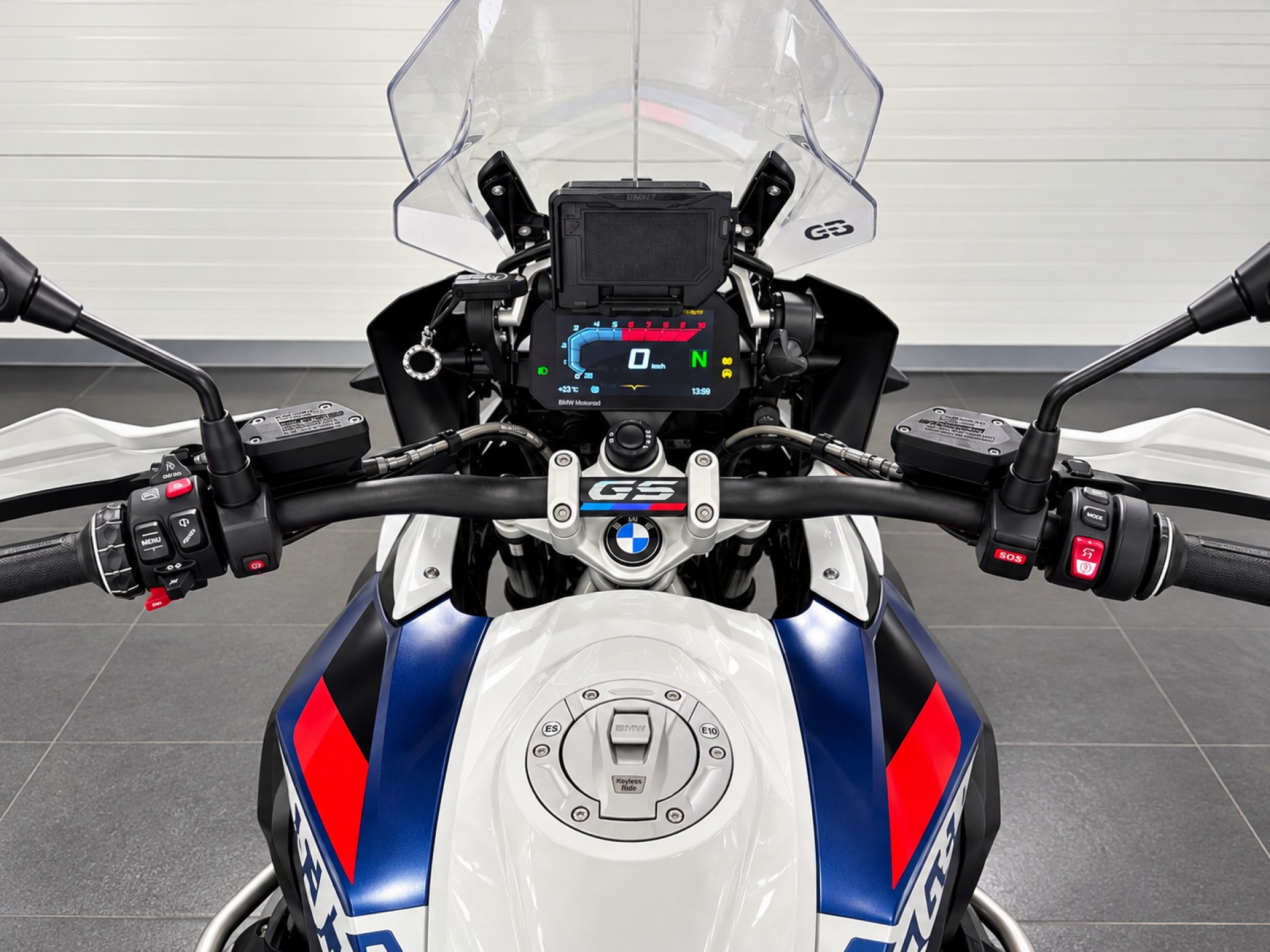 BMW R 1250 GS Trophy-image-2