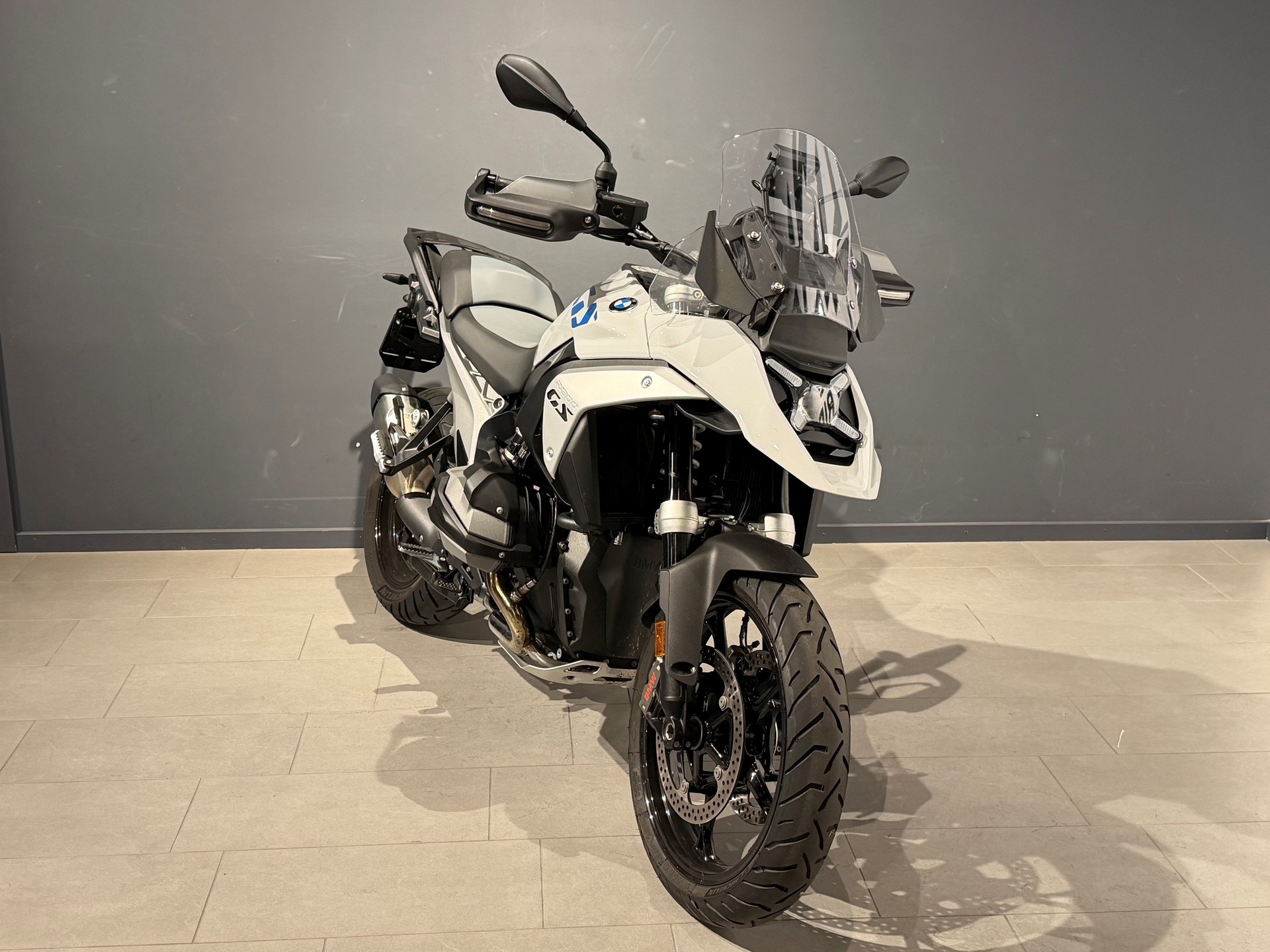 BMW R 1300 GS-showroom-element-1