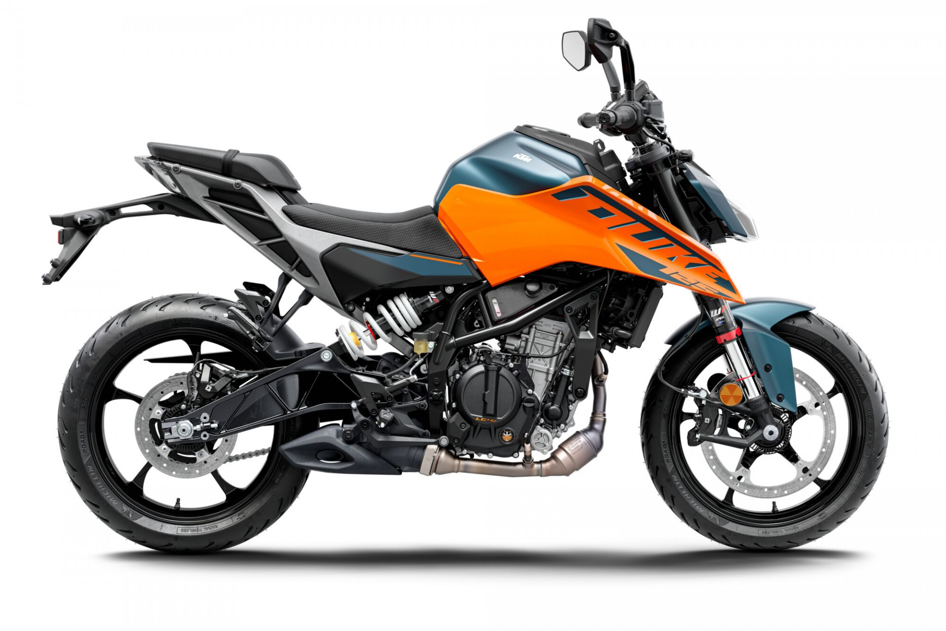 KTM 125 Duke-image-2