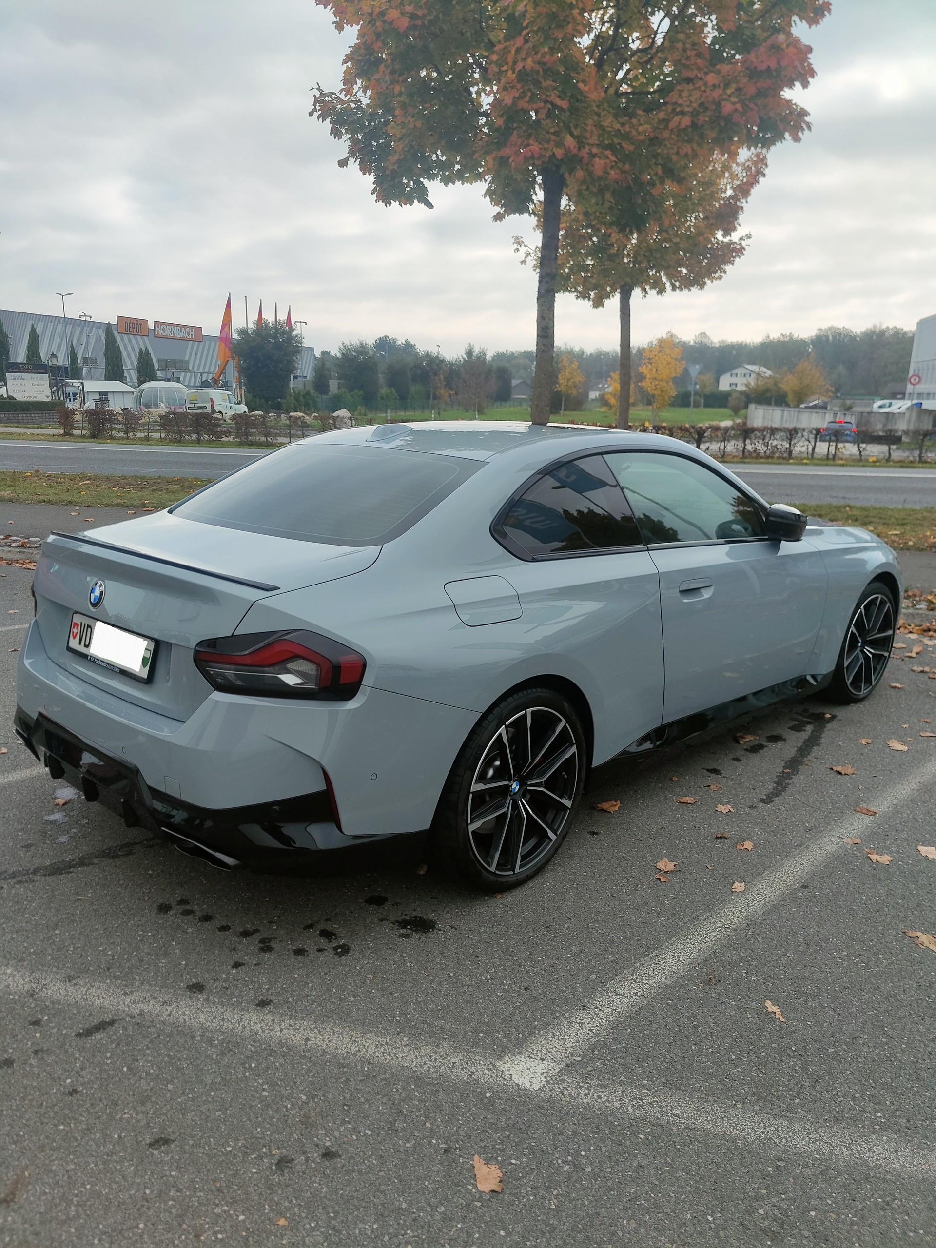 BMW M240i xDrive M Sport Pro Steptronic-image-3