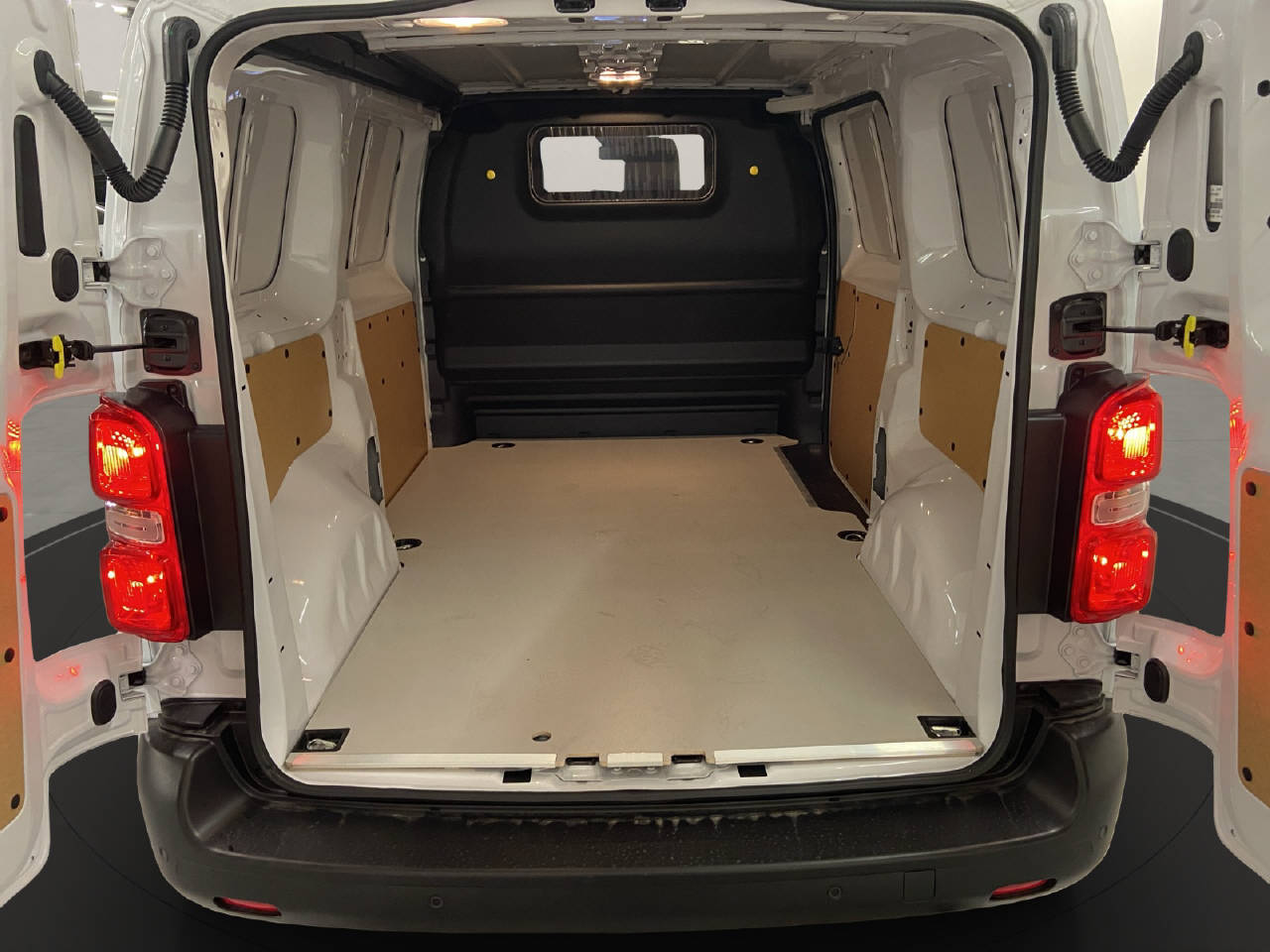 OPEL Vivaro Cargo 2.0 D 144 S/S-image-11