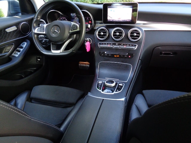 MERCEDES-BENZ GLC 250 d 4Matic 9G-Tronic-image-3