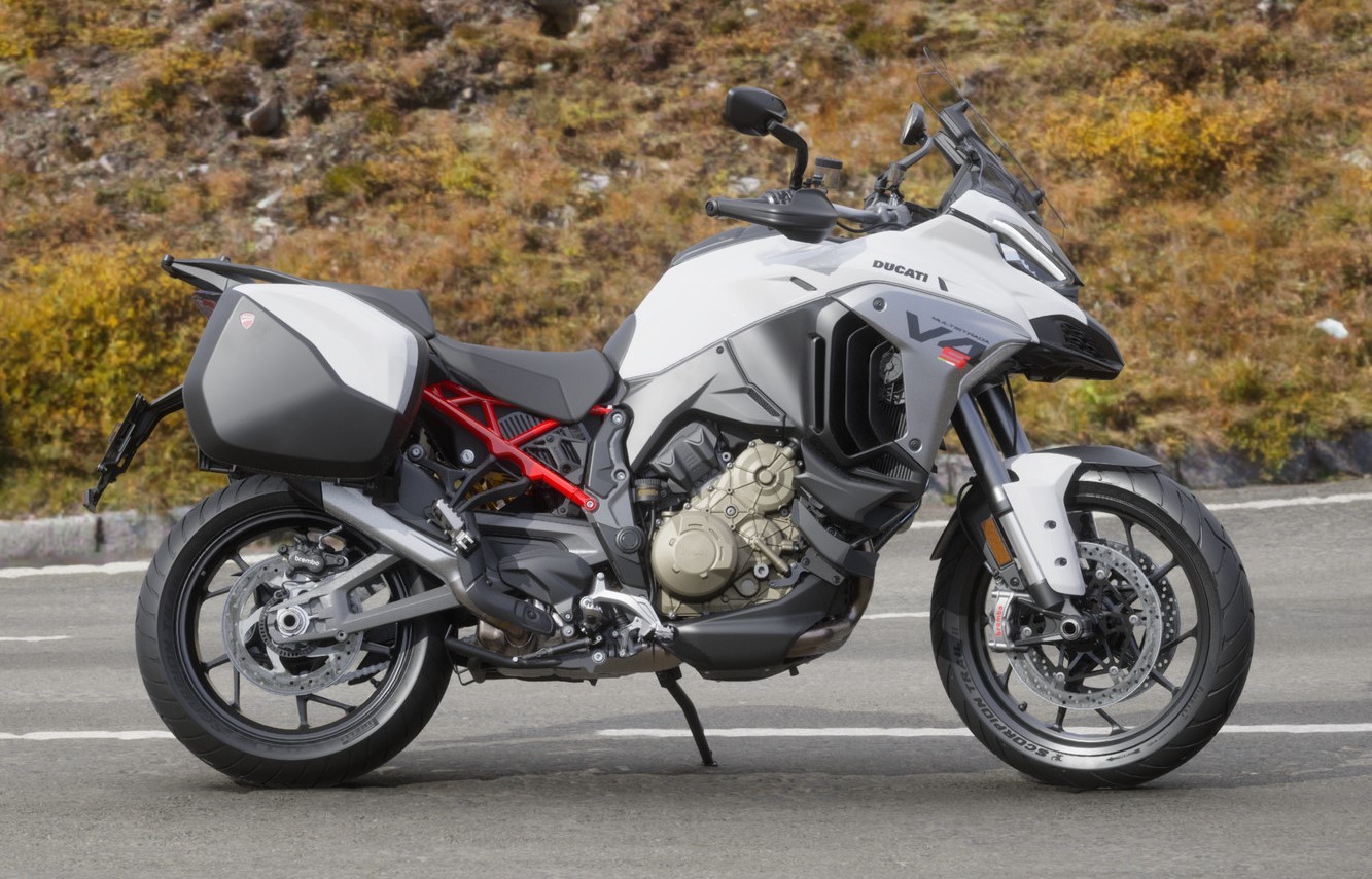 DUCATI Multistrada V4 S Travel & Radar-image-1