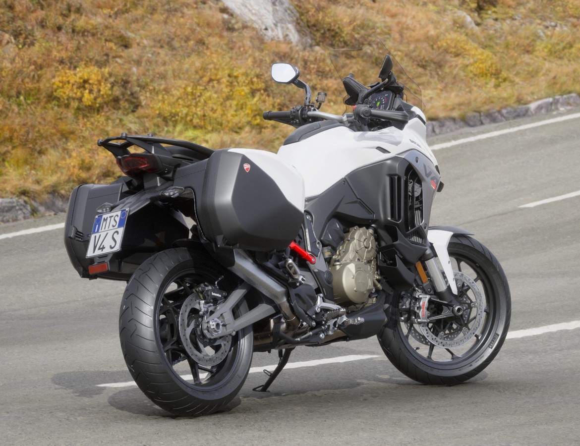 DUCATI Multistrada V4 S Travel & Radar-image-3