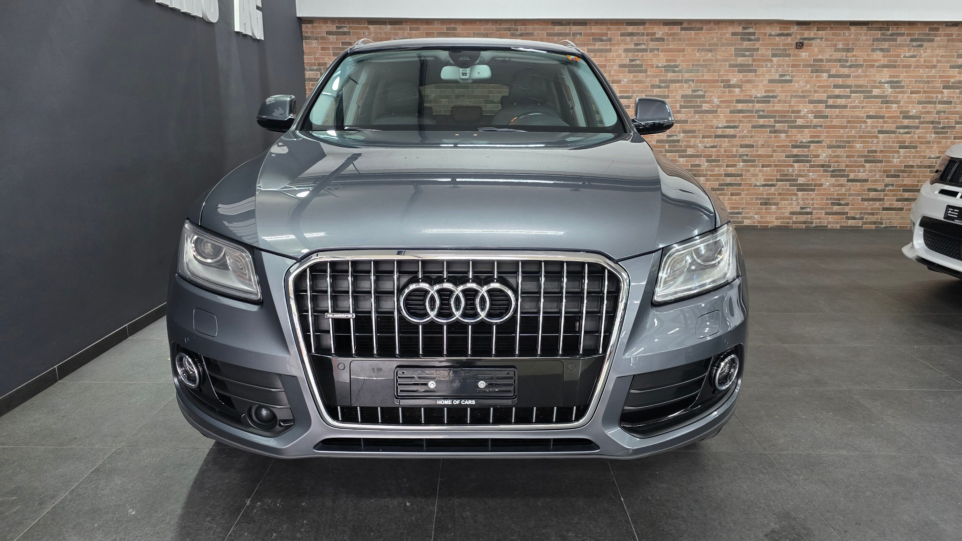 AUDI Q5 2.0 TDI quattro S-tronic-image-14