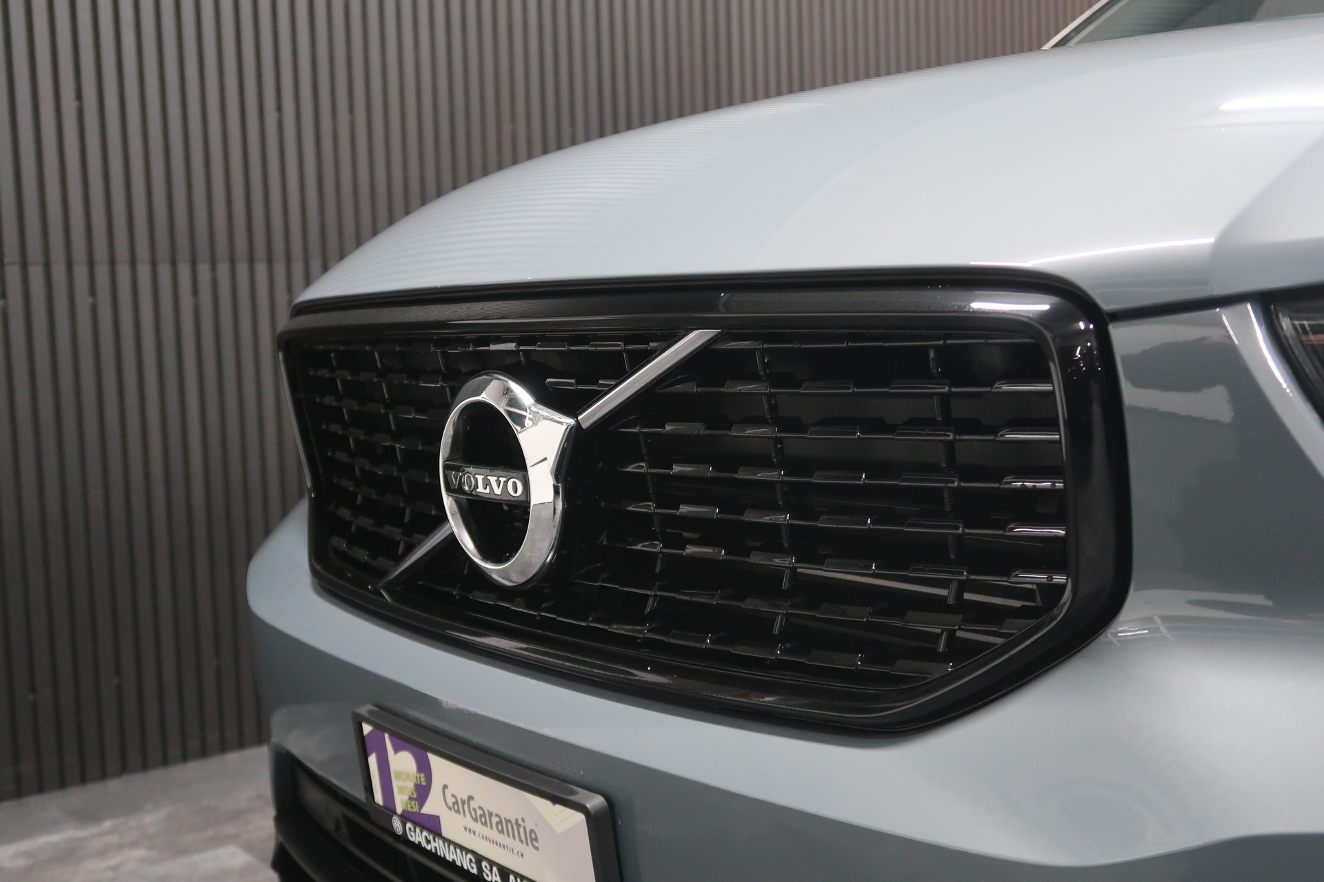 VOLVO XC40 T5 TwE R-Design DCT / CH / MFK / GARANTIE-image-9
