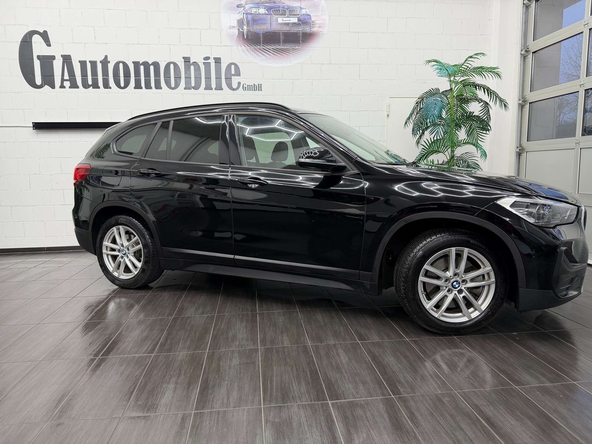 BMW X1 xDrive 25e Sport Line Steptronic ⭐️-showroom-element-2