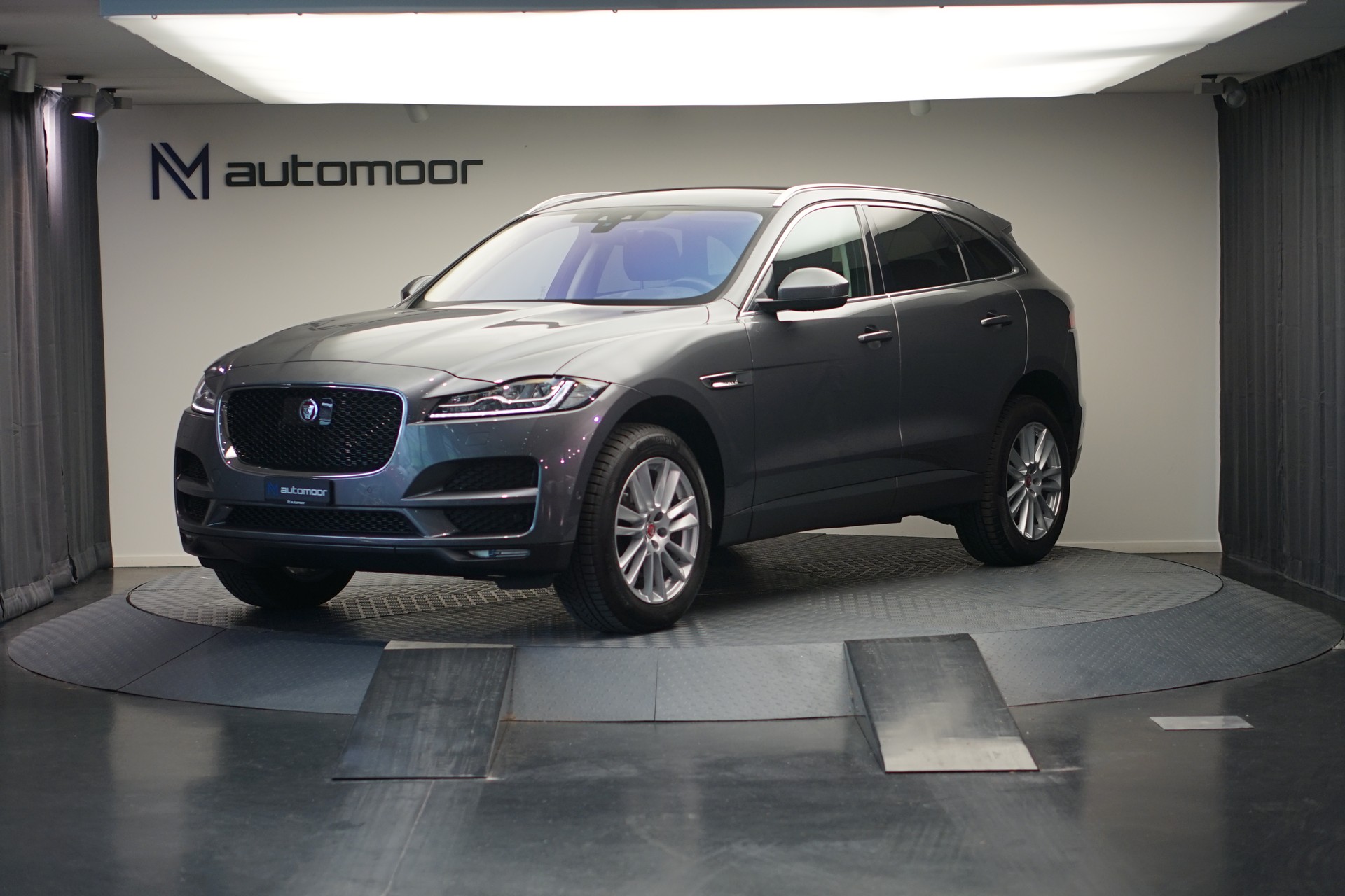 JAGUAR F-Pace 30t 2.0 Prestige AWD Automatik *CH-Fahrzeug* *Panoramadach* *Assistenzpaket