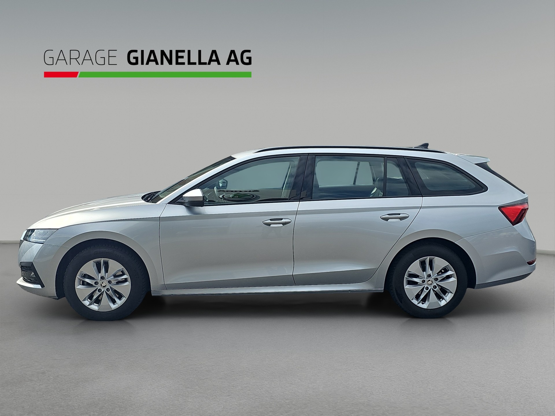 SKODA Octavia Combi 2.0 TDI DSG Ambition 4x4-showroom-element-1