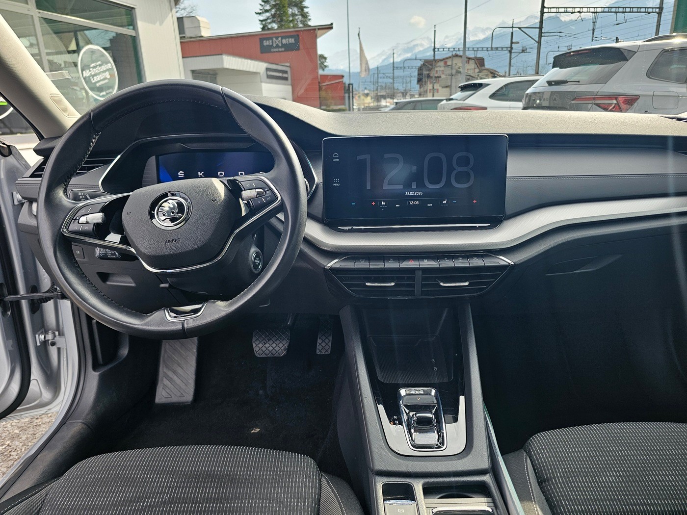SKODA Octavia Combi 2.0 TDI DSG Ambition 4x4-image-8