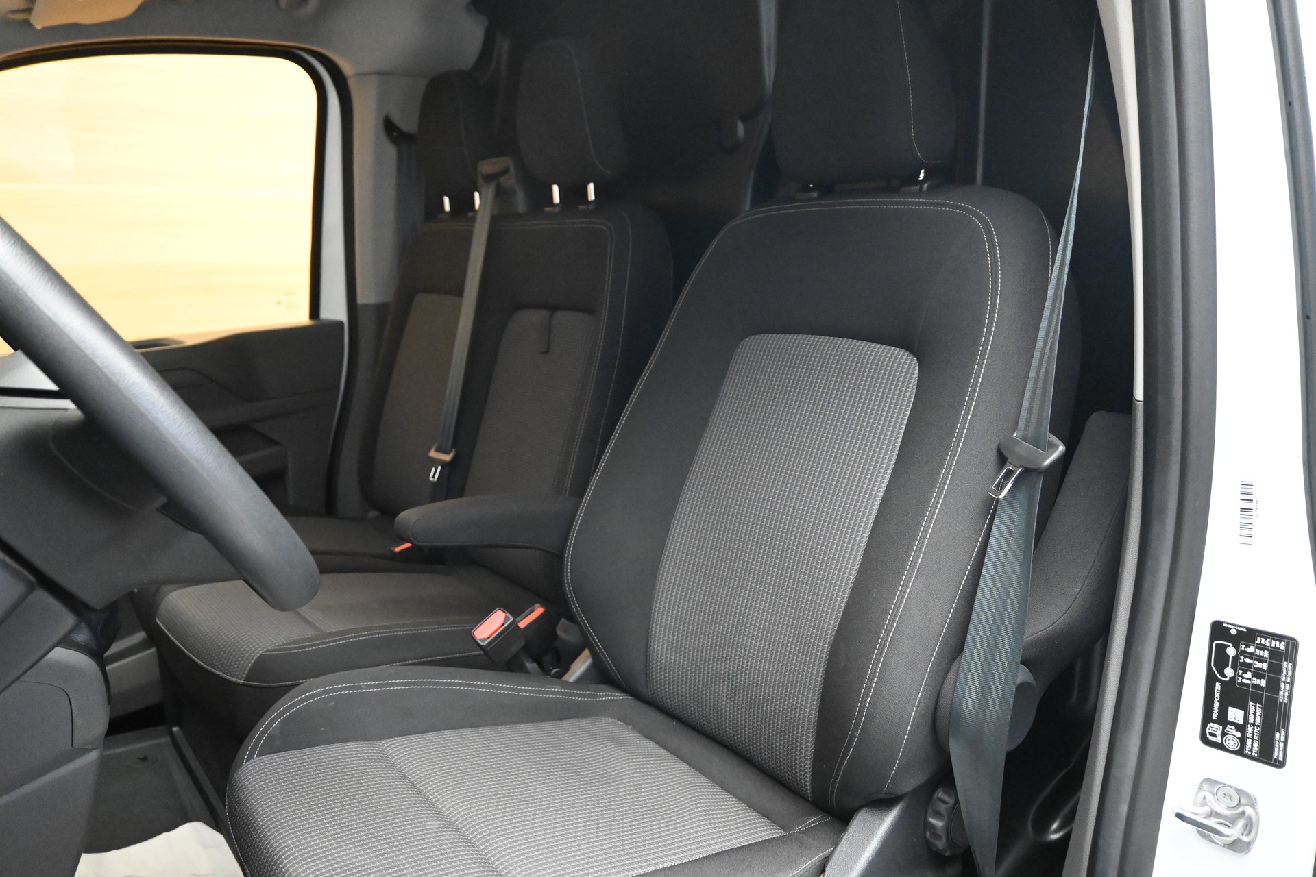 VW Transporter Kombi 2.0 TDI Lang-image-7