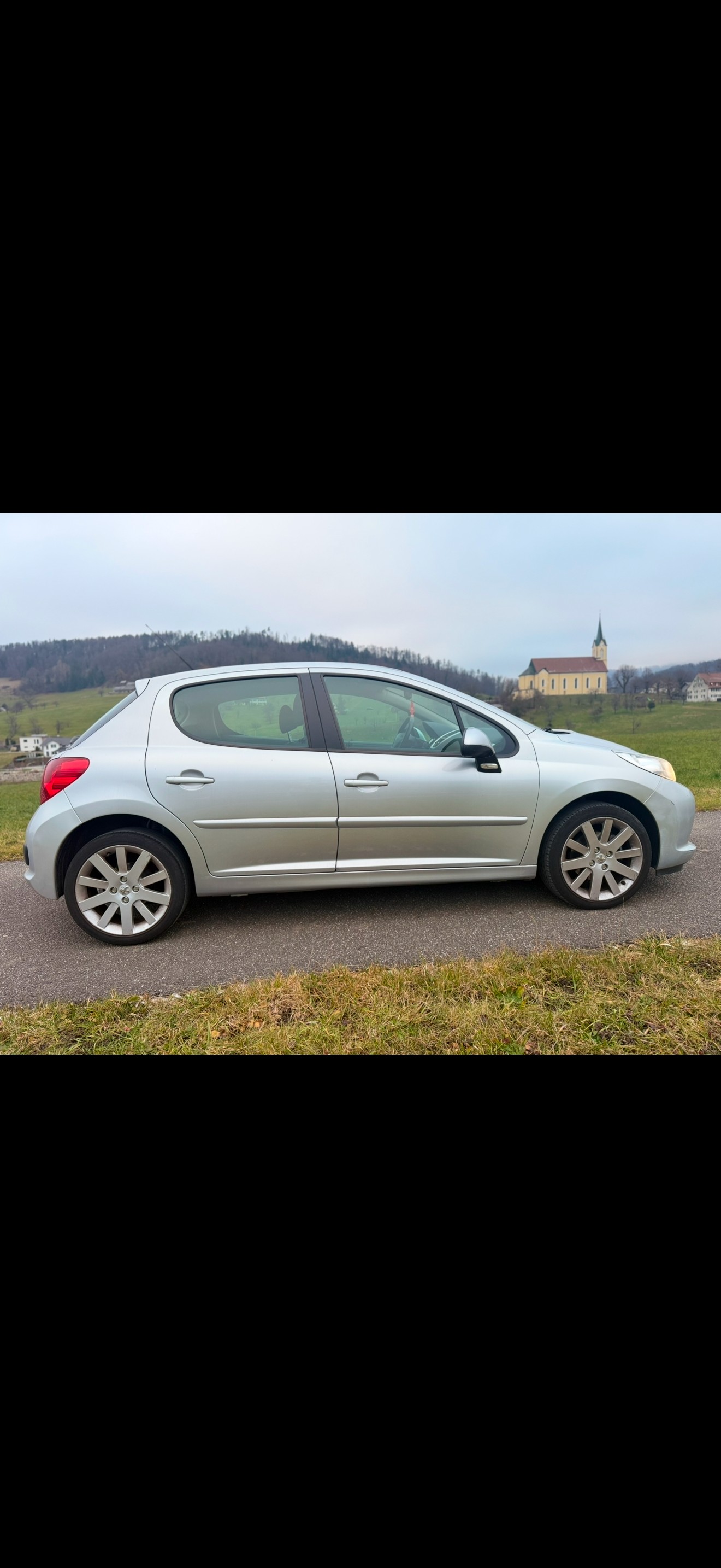 PEUGEOT 207 1.6 16V Turbo GT 150-image-4