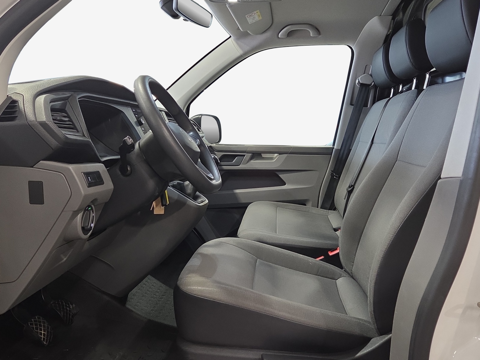 VW T6.1 2.0 TDI 4Motion-image-6