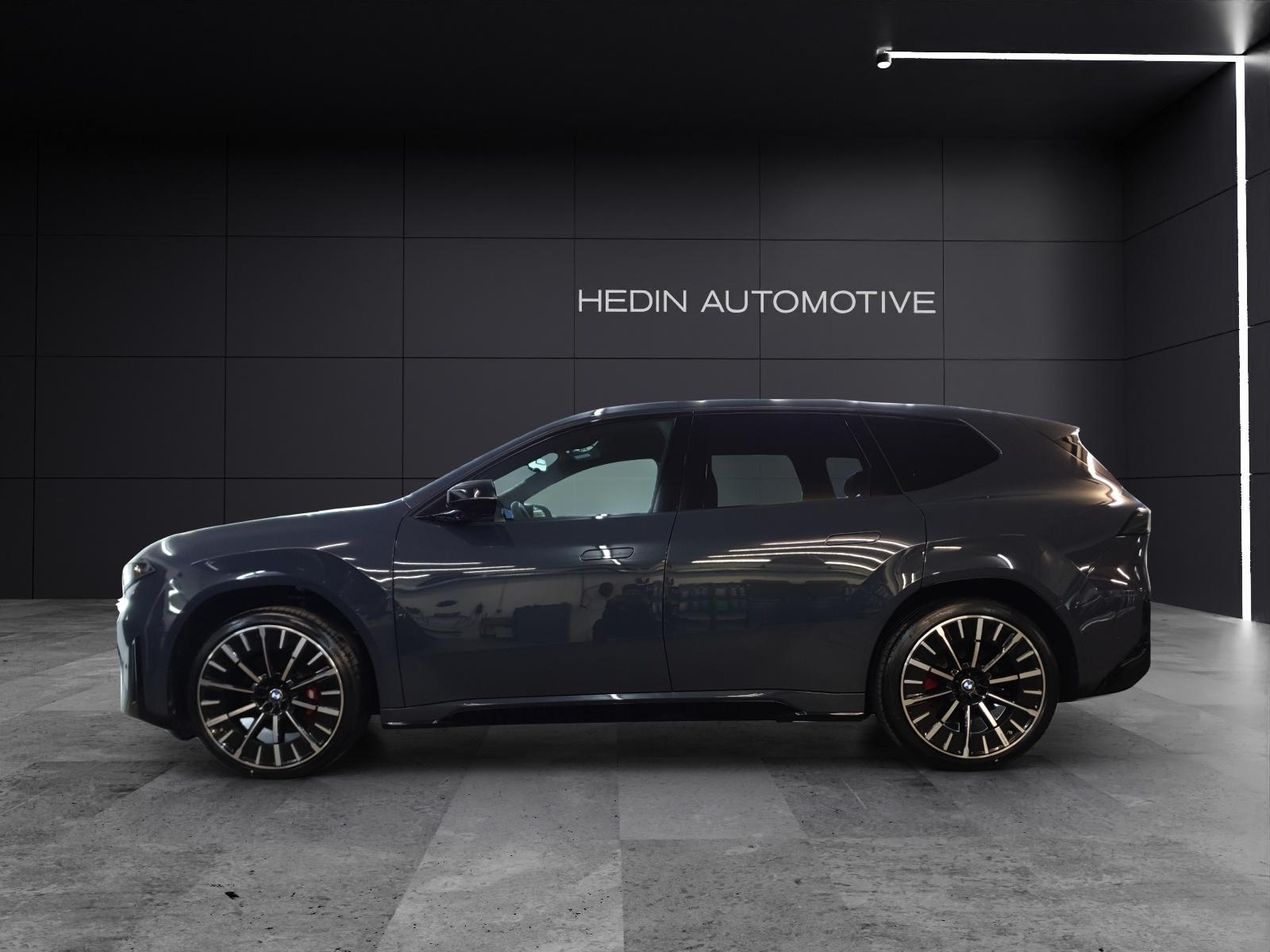 BMW iX3 50 xDrive-showroom-element-1