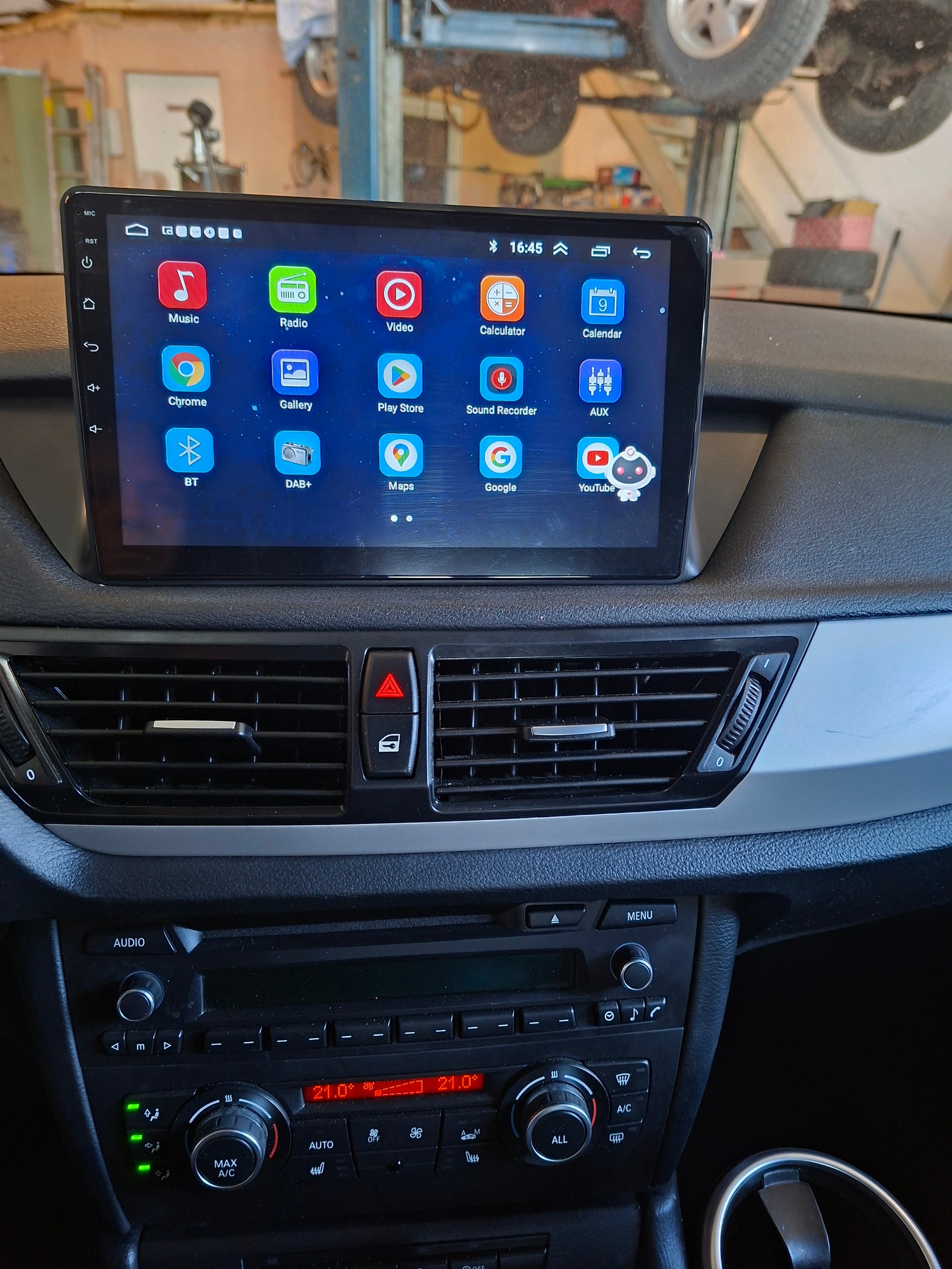 BMW X1 xDrive 18d Sport Line Steptronic-image-6
