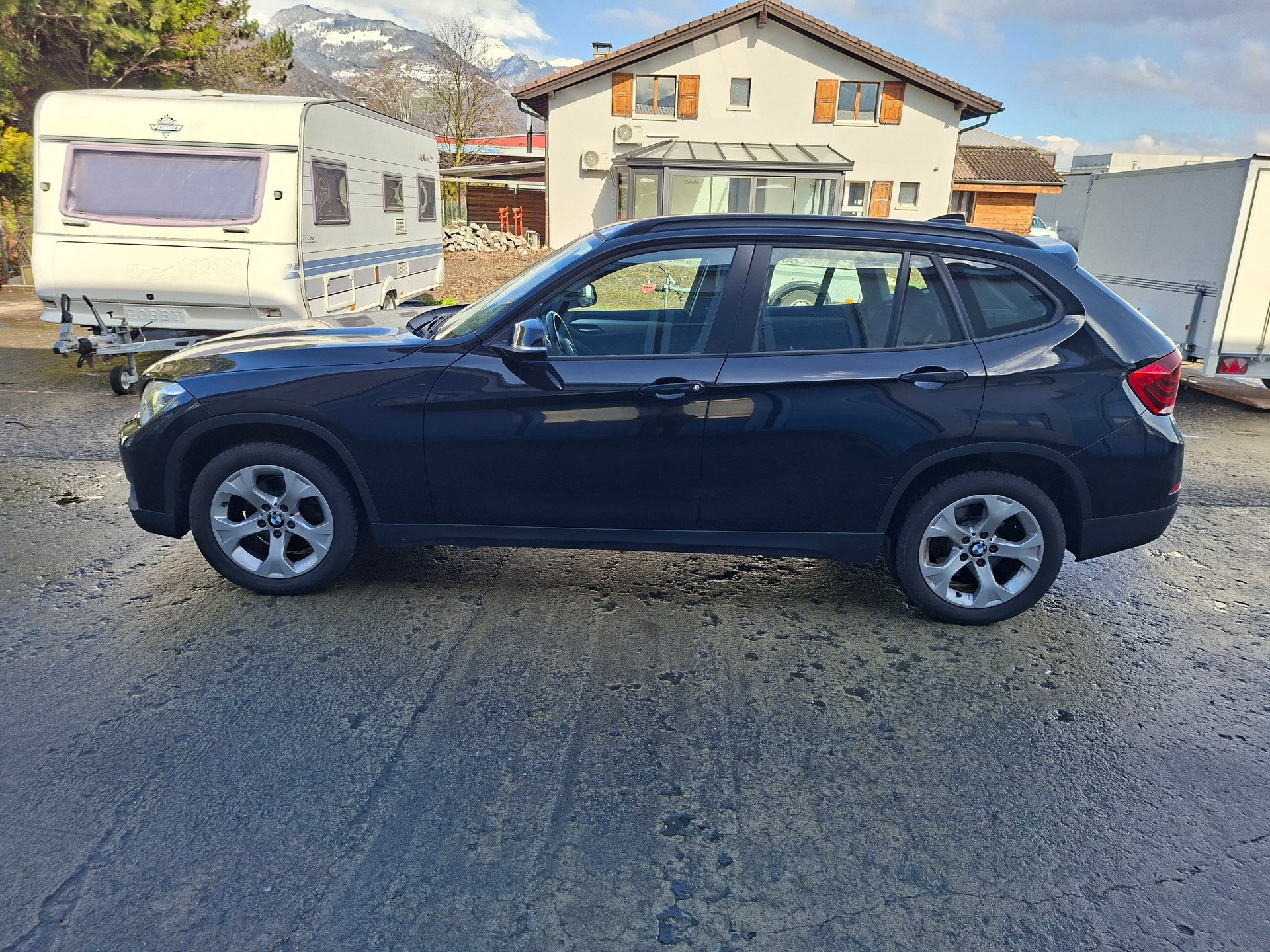 BMW X1 xDrive 18d Sport Line Steptronic-image-8