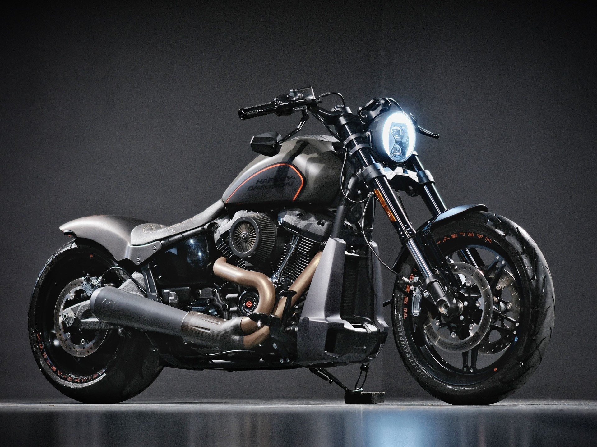 HARLEY-DAVIDSON FXDRS 114 ABS