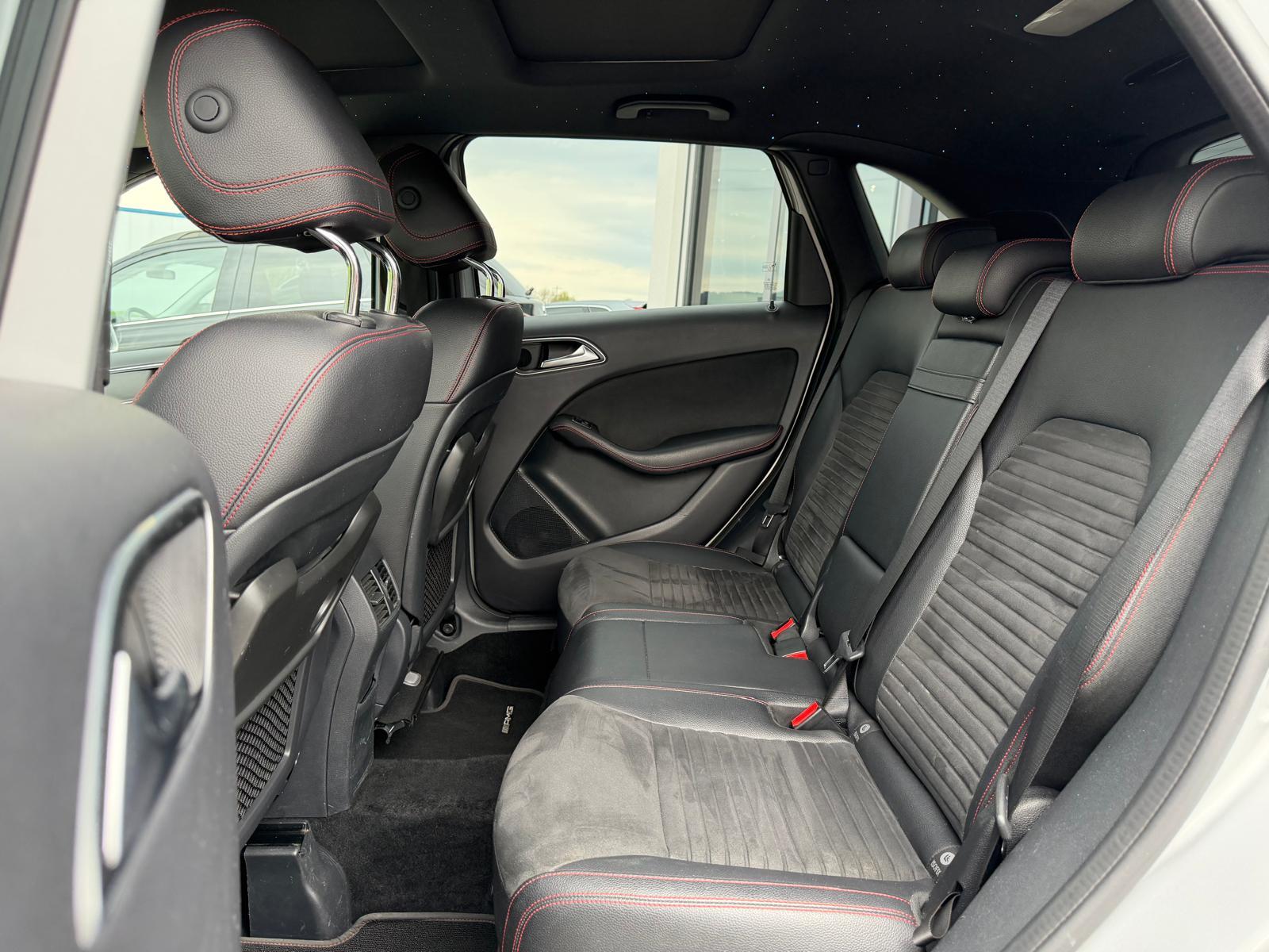 MERCEDES-BENZ B 200 d AMG Line-image-20