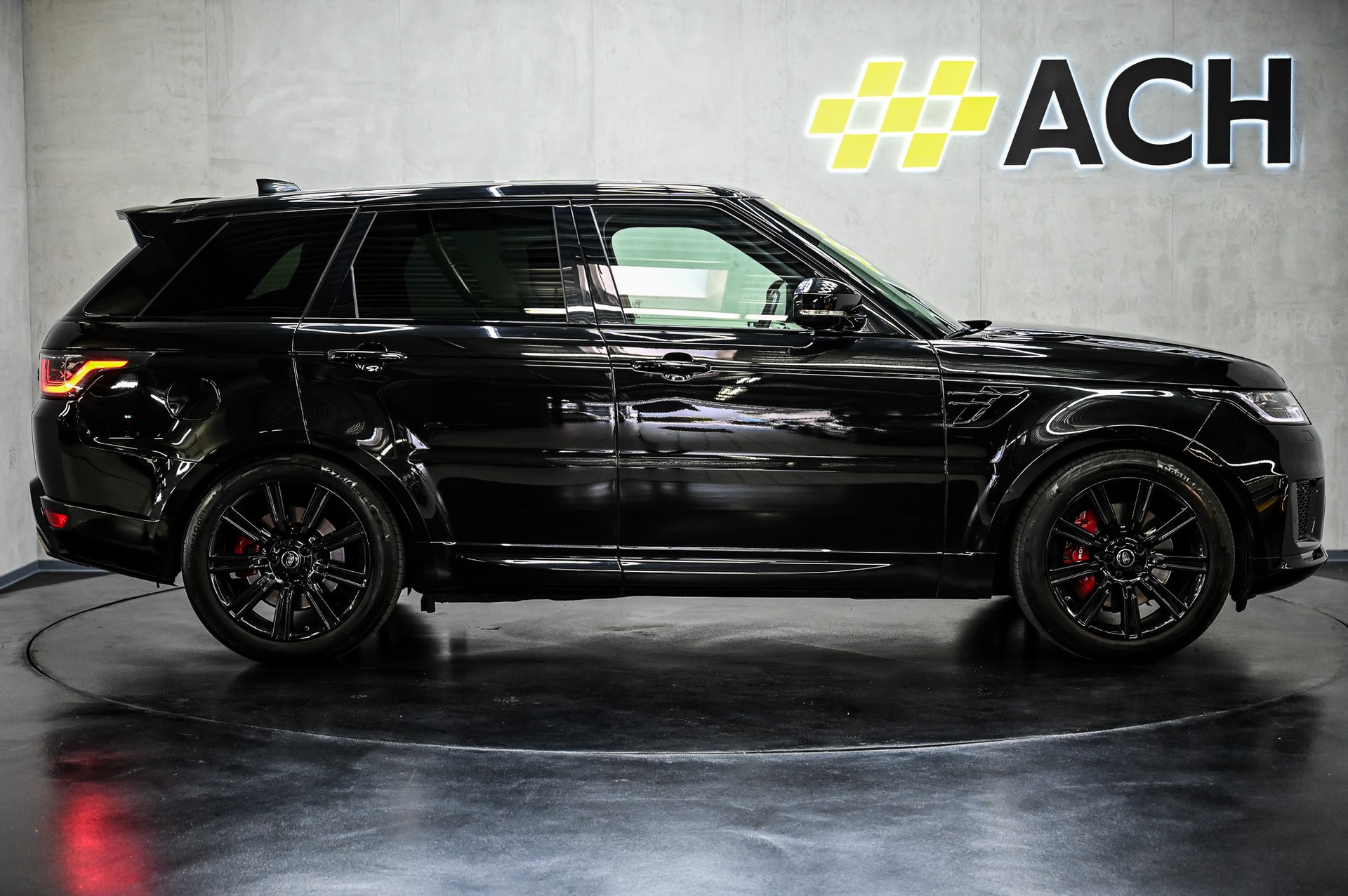 LAND ROVER Range Rover Sport 4.4 SDV8 HSE Dynamic-image-10