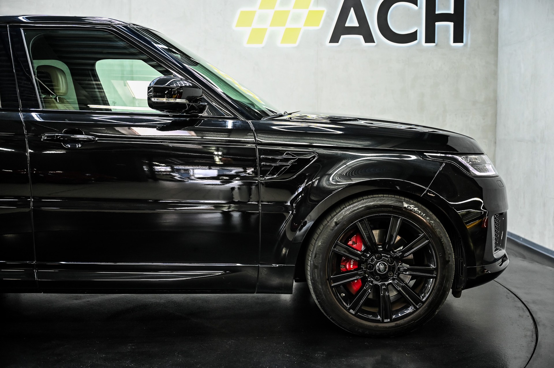 LAND ROVER Range Rover Sport 4.4 SDV8 HSE Dynamic-image-13