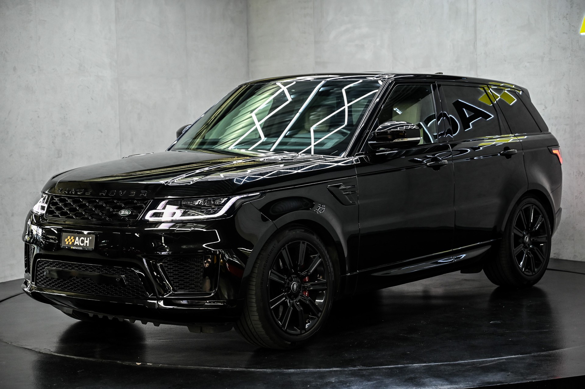 LAND ROVER Range Rover Sport 4.4 SDV8 HSE Dynamic-showroom-element-2