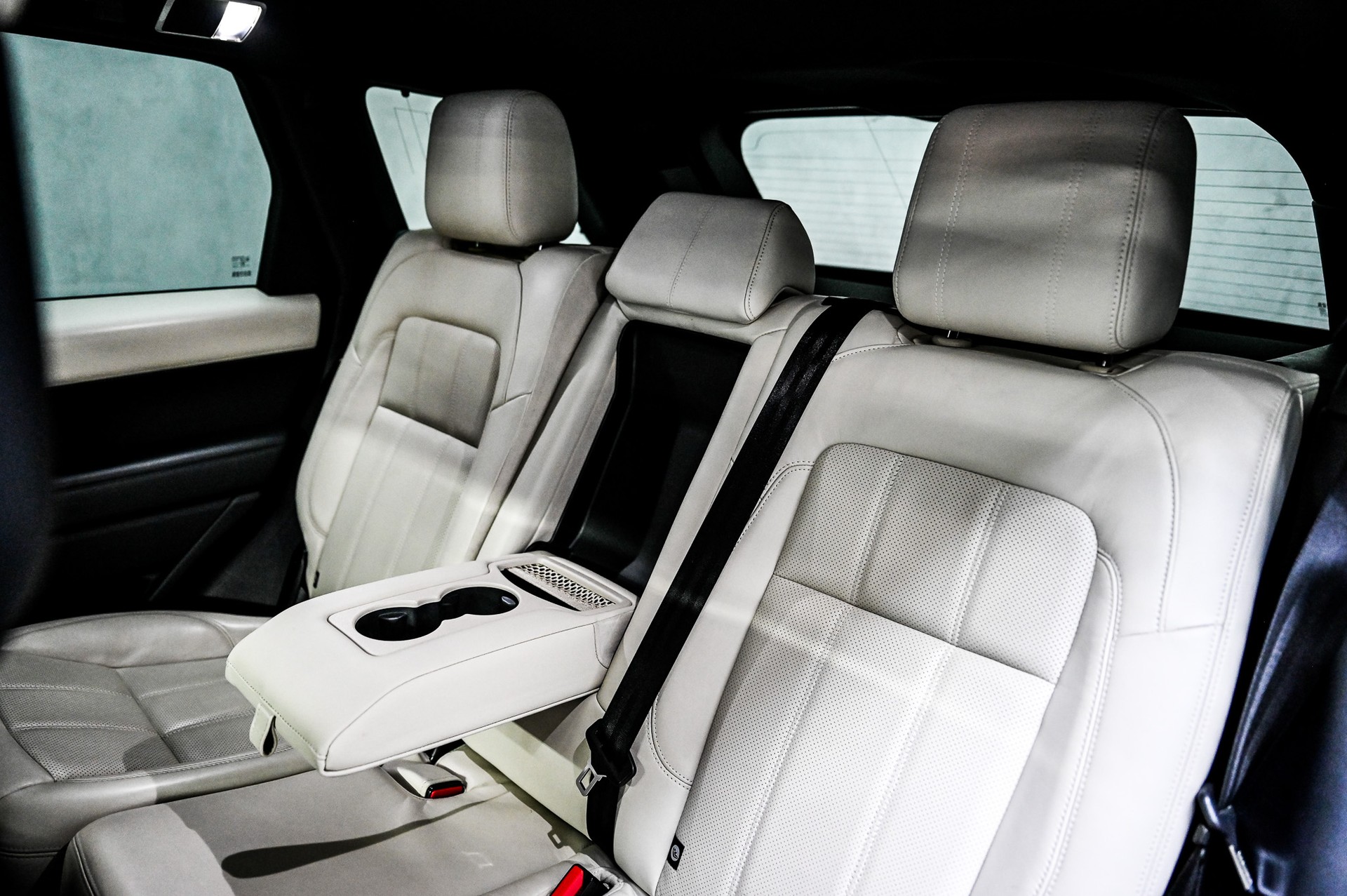 LAND ROVER Range Rover Sport 4.4 SDV8 HSE Dynamic-image-23