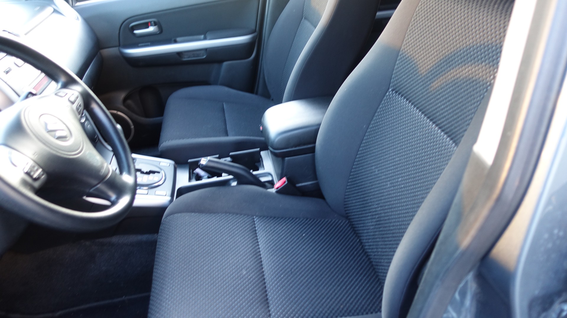 SUZUKI GRAND VITARA 2,0-image-6