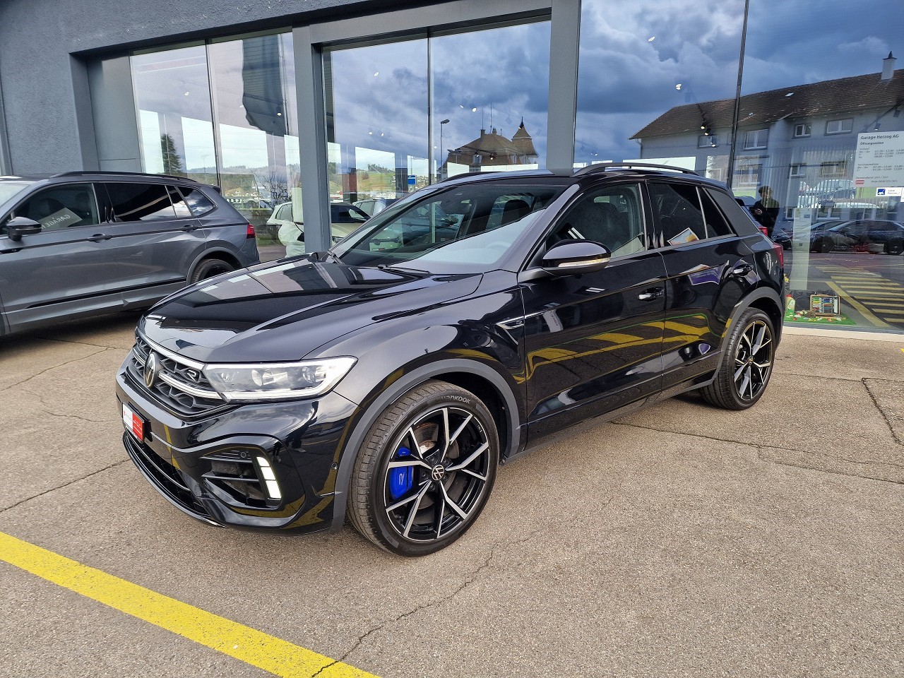 VW T-Roc 2.0 TSI R DSG 4Motion-showroom-element-1