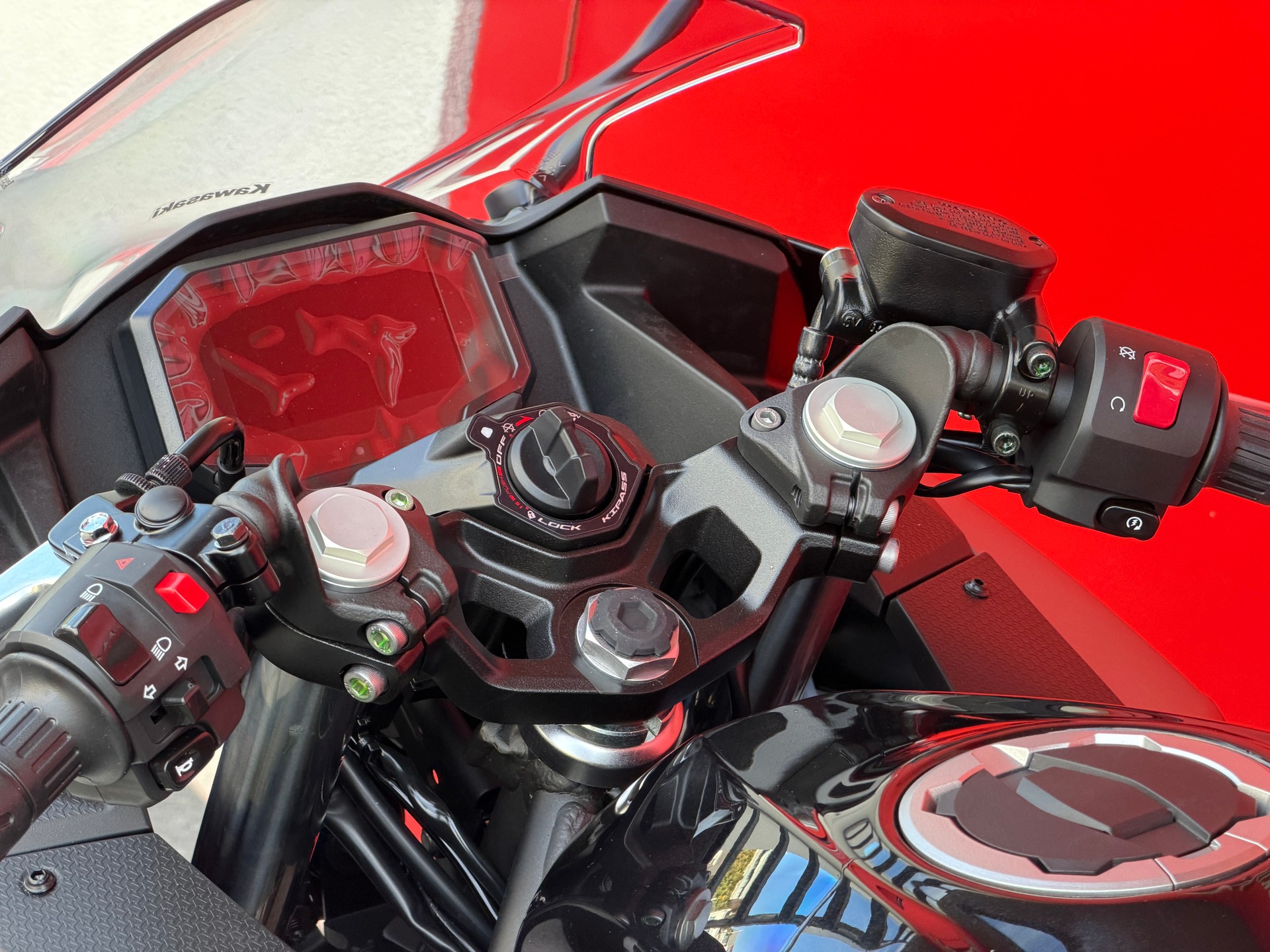 KAWASAKI Ninja 500 SE-image-13