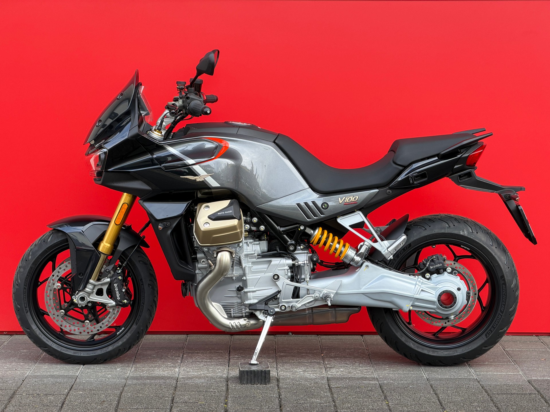 MOTO GUZZI V100 Mandello S-image-3