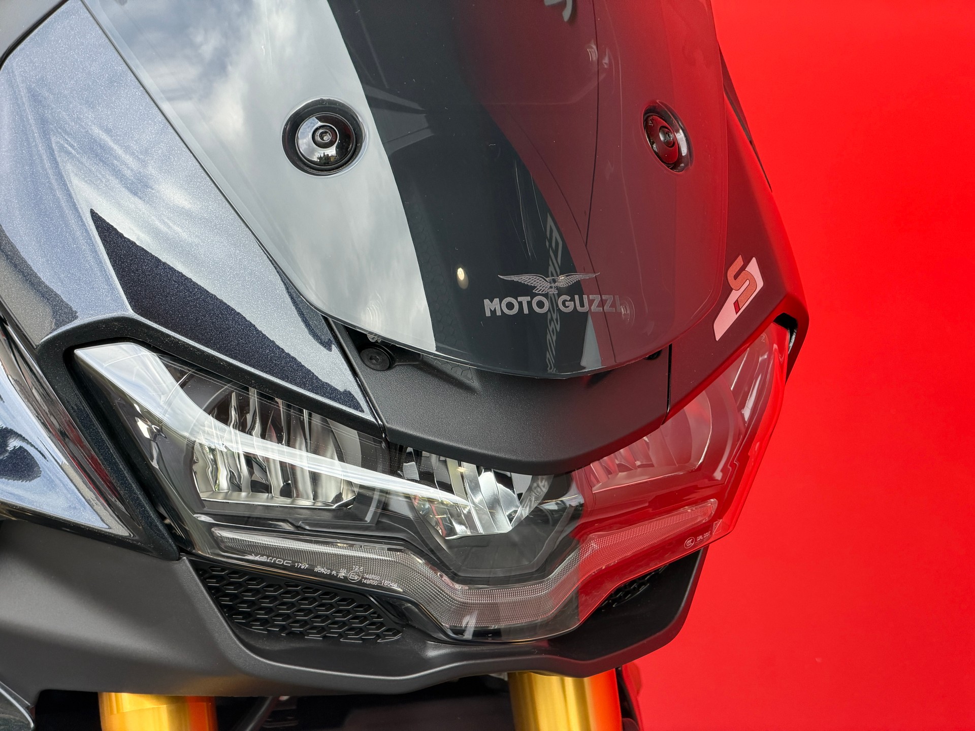 MOTO GUZZI V100 Mandello S-image-11