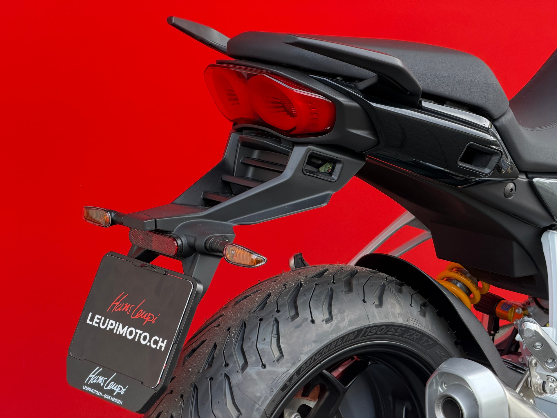 MOTO GUZZI V100 Mandello S-image-14