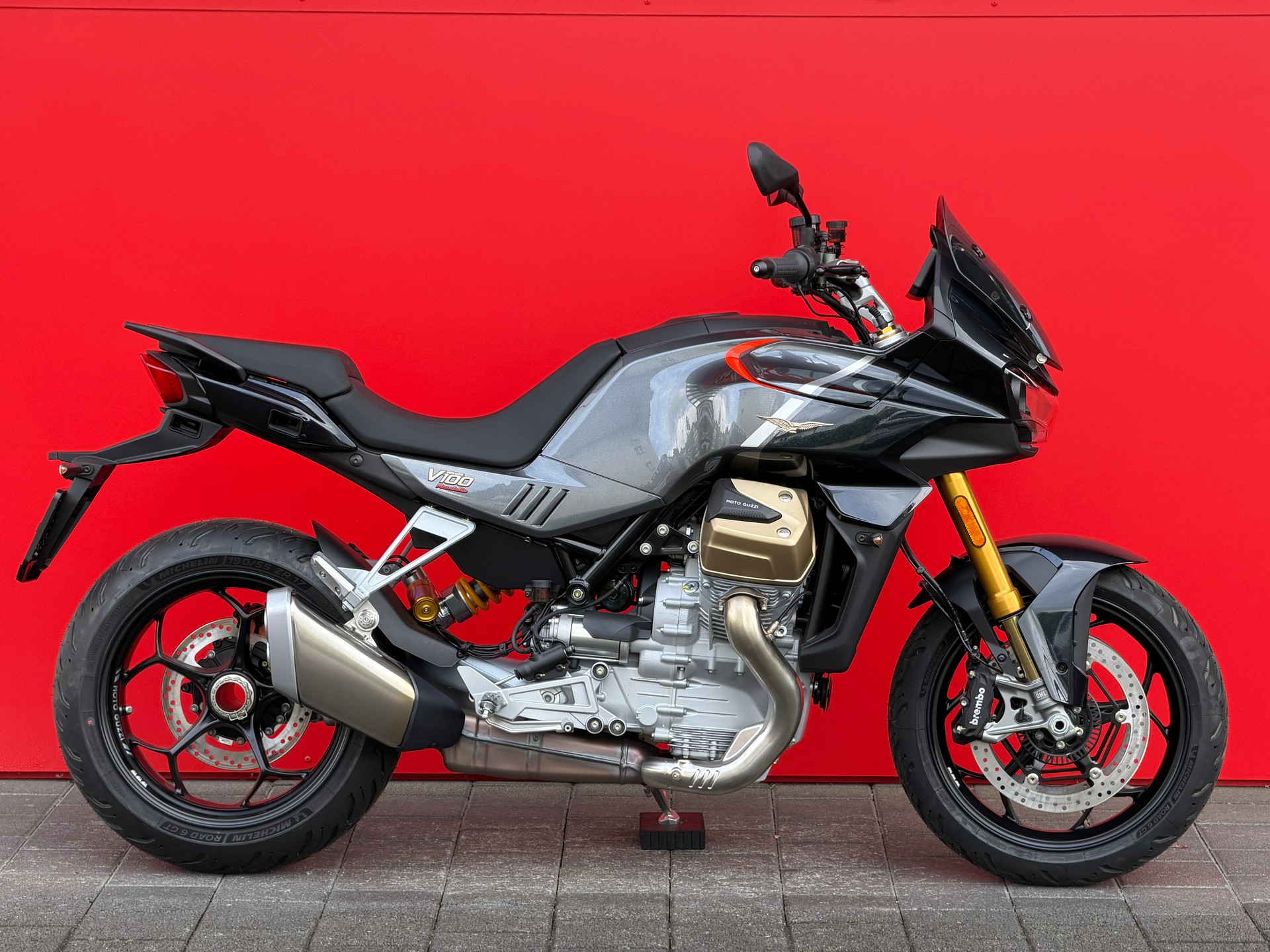 MOTO GUZZI V100 Mandello S-image-0
