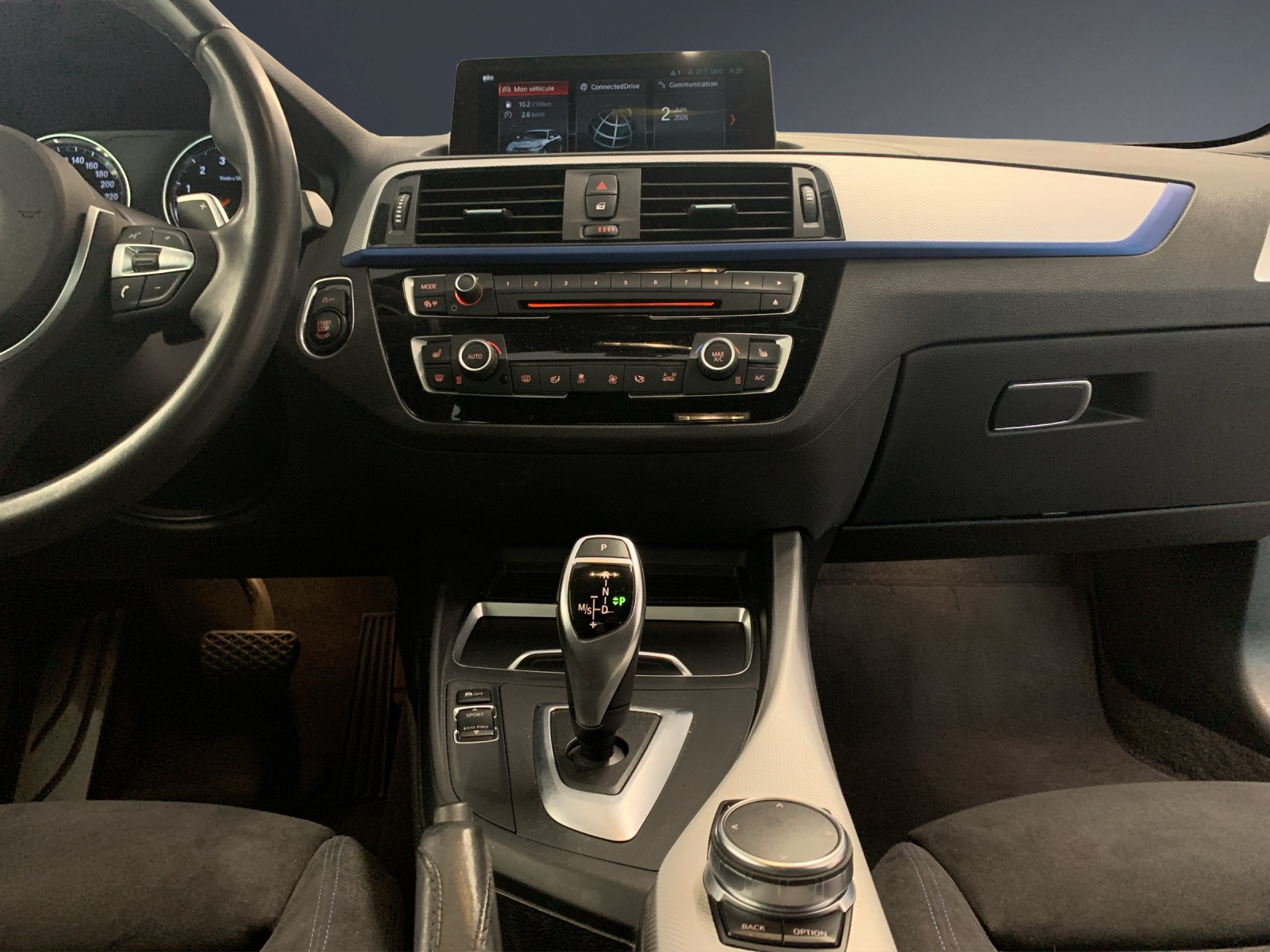 BMW M240i xDrive-image-9