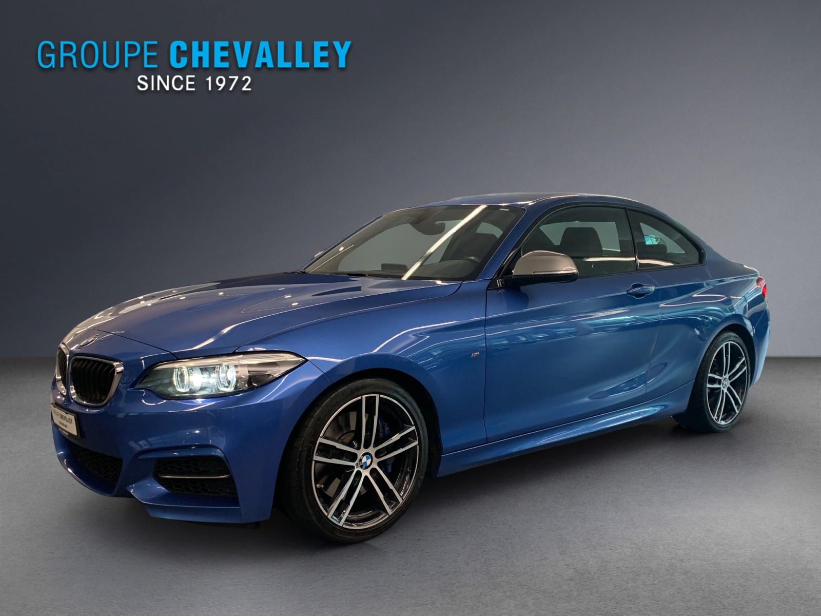 BMW M240i xDrive-image-0