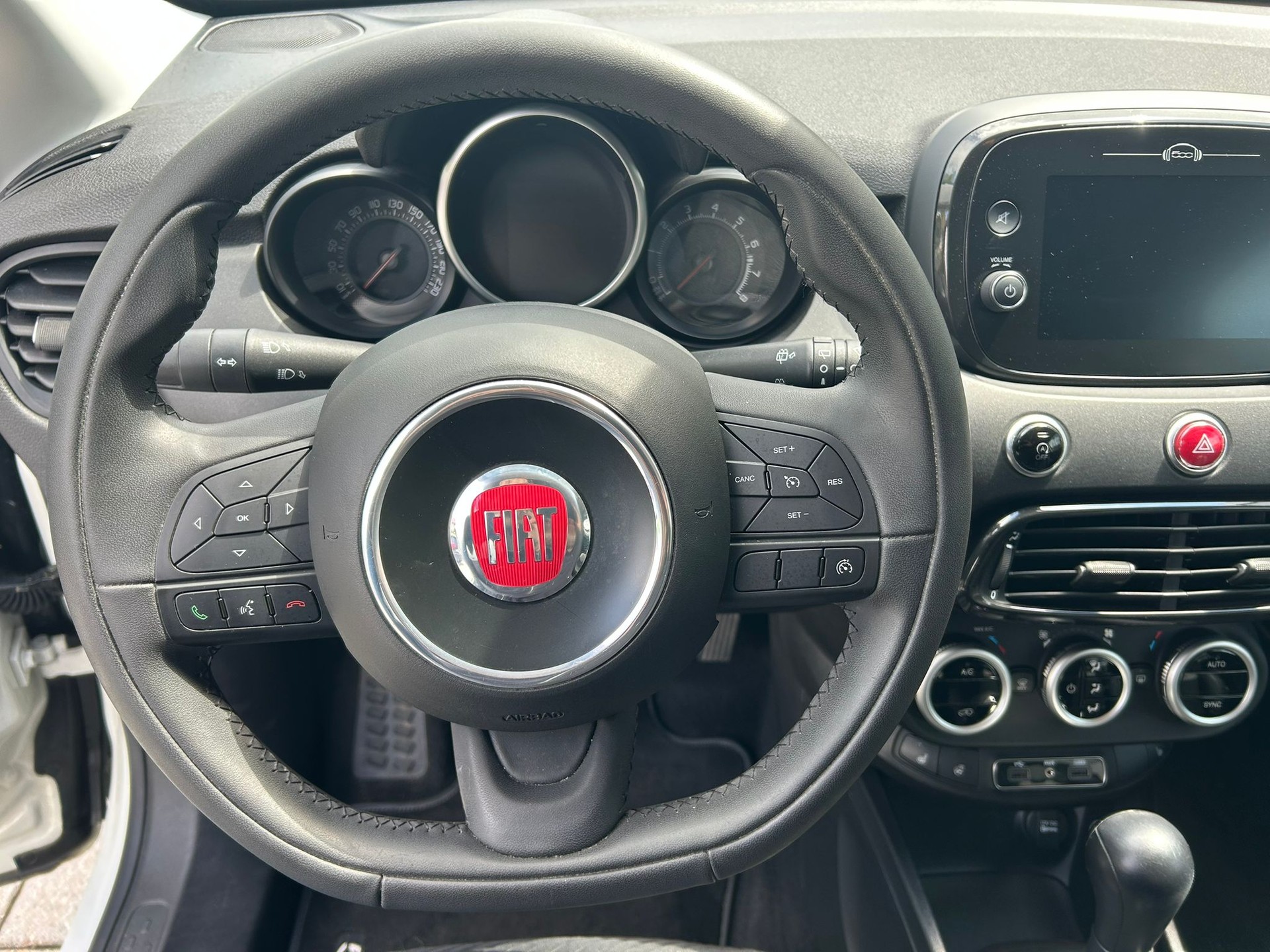 FIAT 500X 1.4T Off Road S-Design 4x4 Automatic-image-7