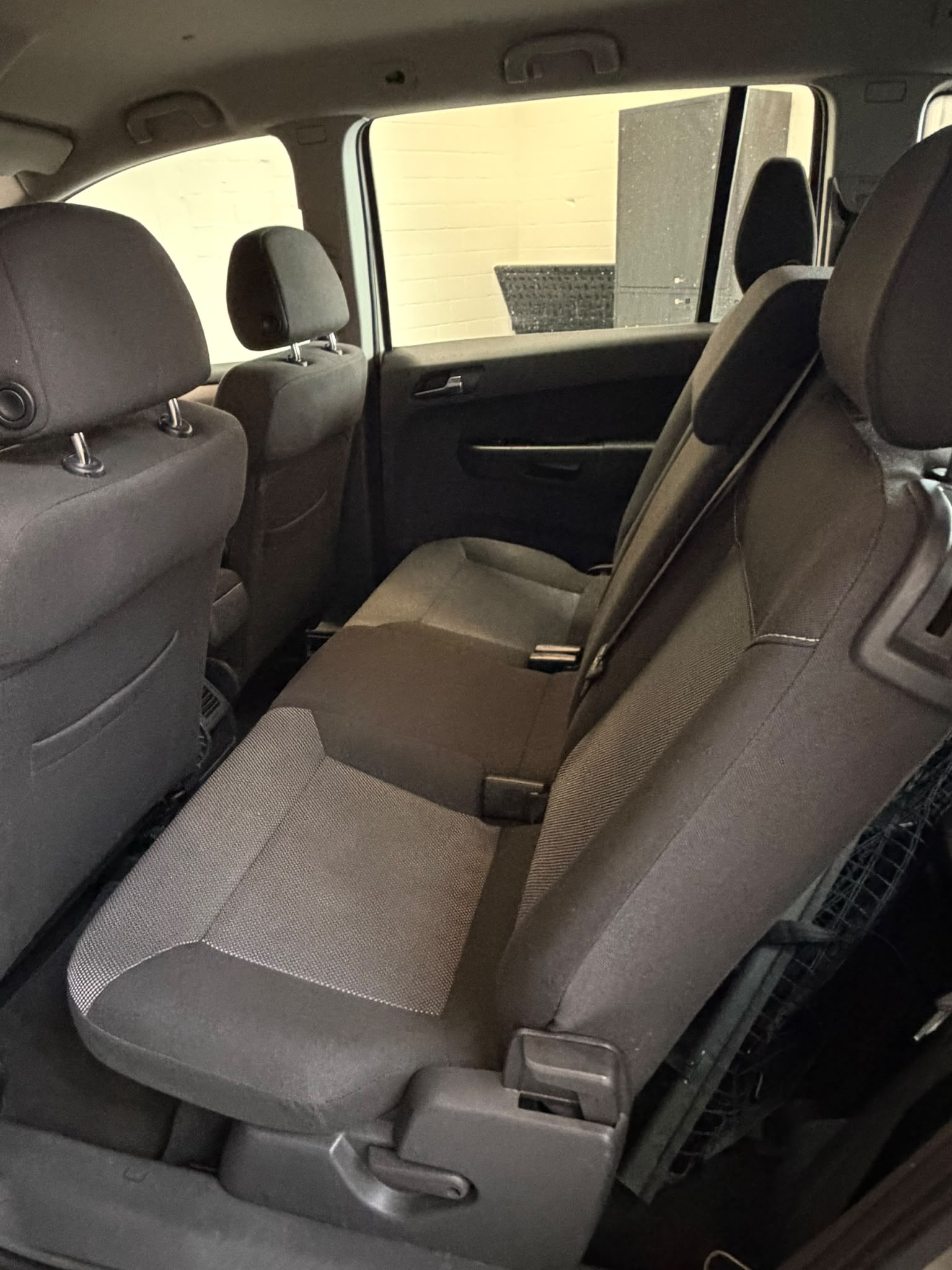 OPEL Zafira 1.8i 16V Edition ***CH-Fahrzeug***-image-12