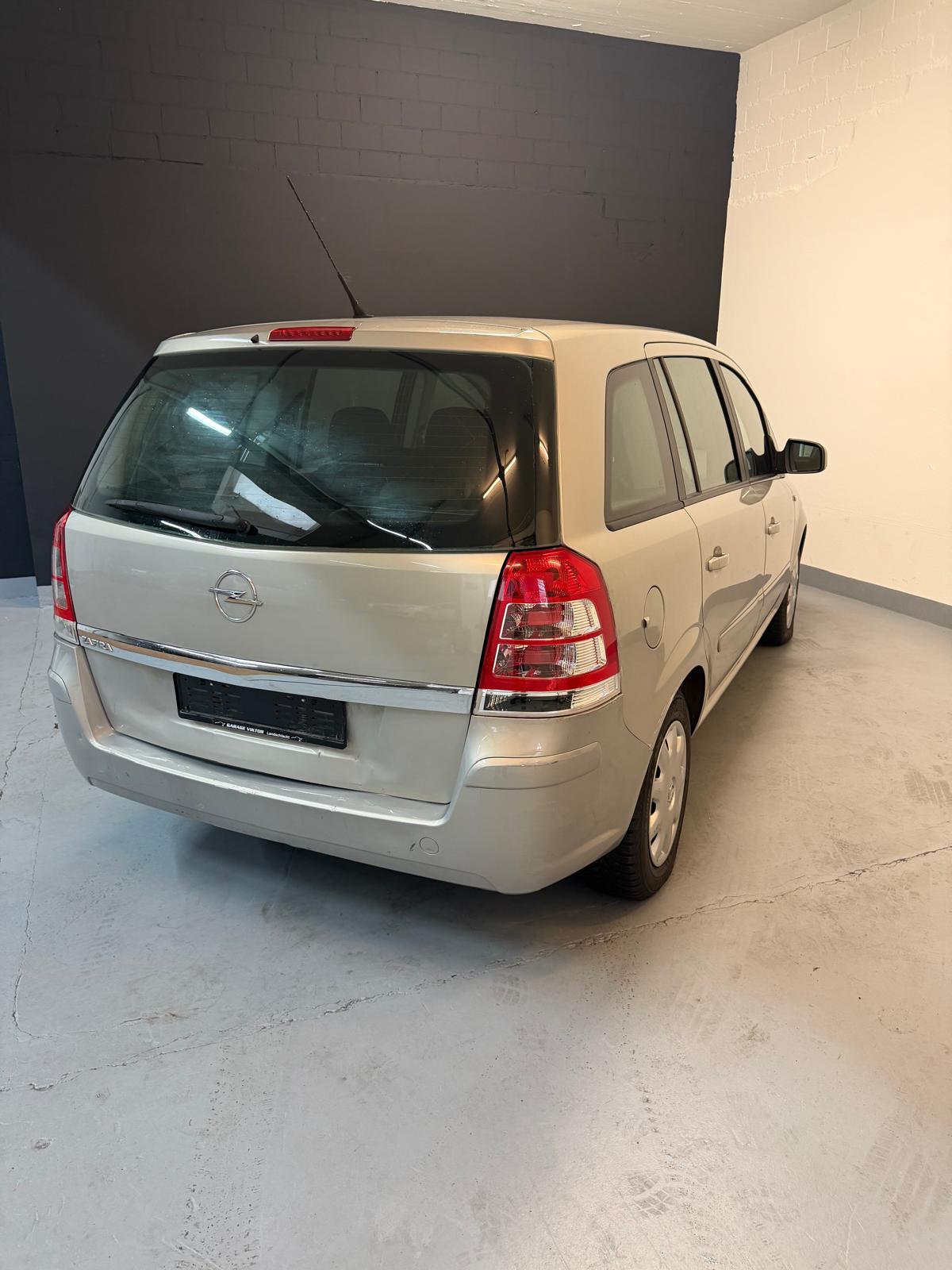 OPEL Zafira 1.8i 16V Edition ***CH-Fahrzeug***-image-6