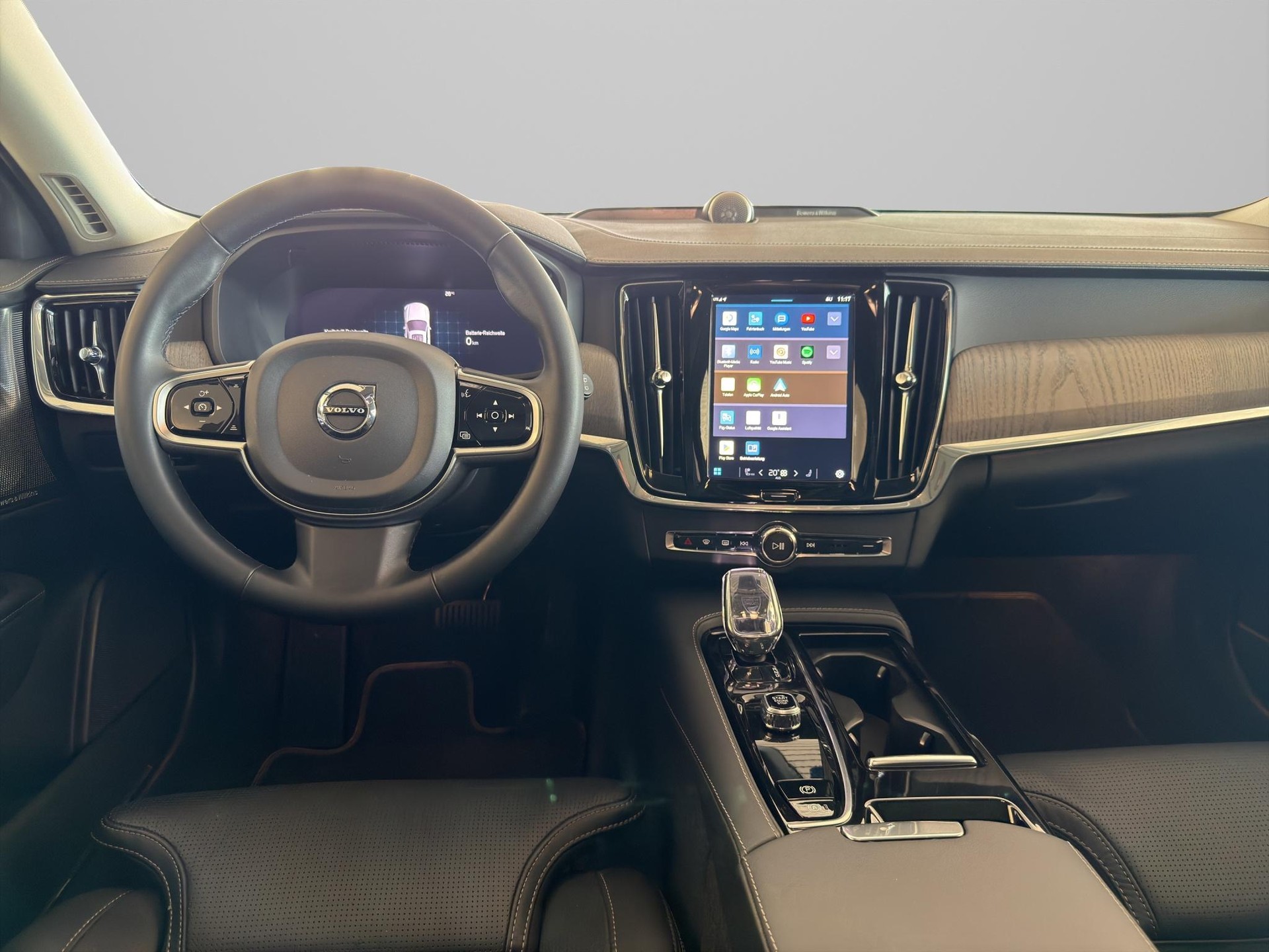 VOLVO V90 2.0 T8 TE Ultimate Dark eAWD-image-12