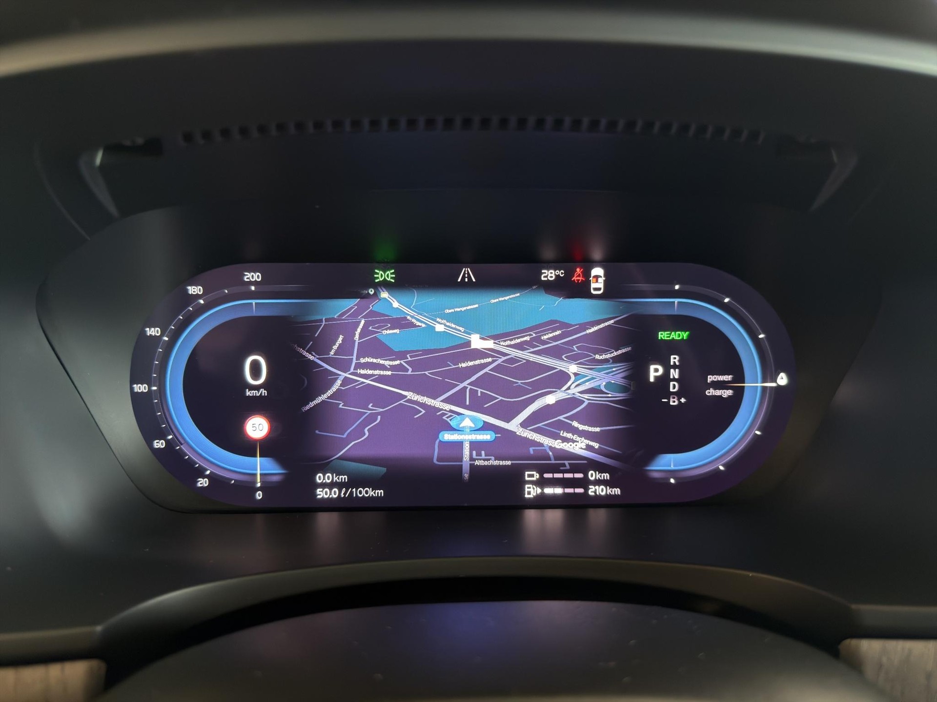 VOLVO V90 2.0 T8 TE Ultimate Dark eAWD-image-16