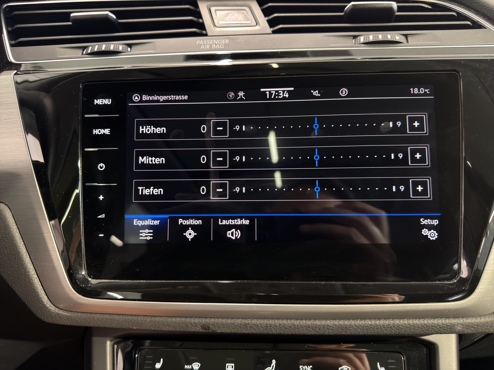 VW Touran 2.0 TDI BlueMotion Technology Comfortline DSG-image-22