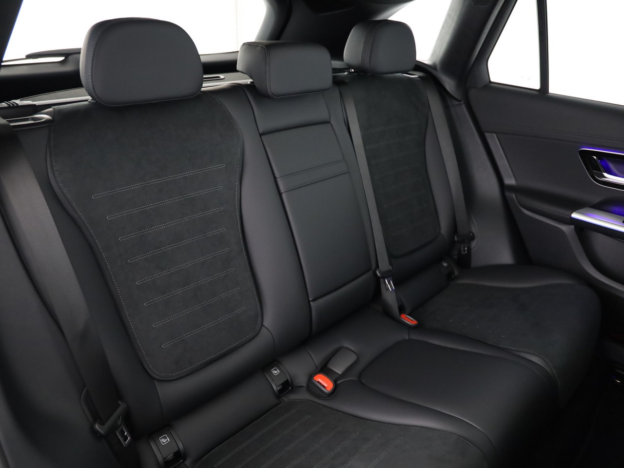 MERCEDES-BENZ GLC 220 d 4Matic 9G-Tronic-image-10